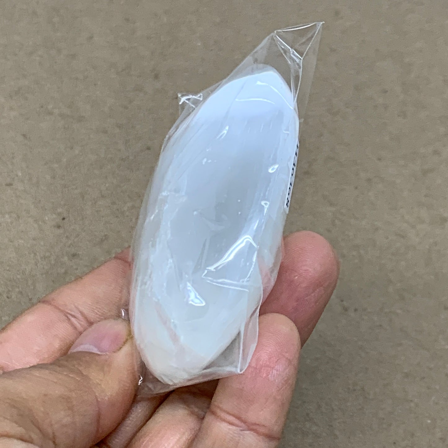 101g, 2.8"x2"x1", White Selenite Palmstone Crystal Pillow Reiki, B36368