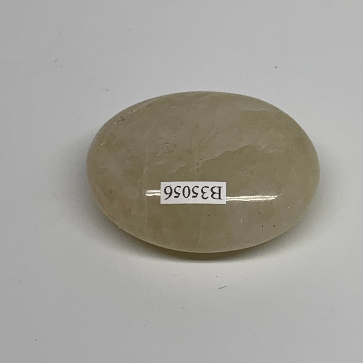 80g, 2.1"x1.7"x0.9", Yellow Aventurine Palm-Stone Crystal Stone, B35056