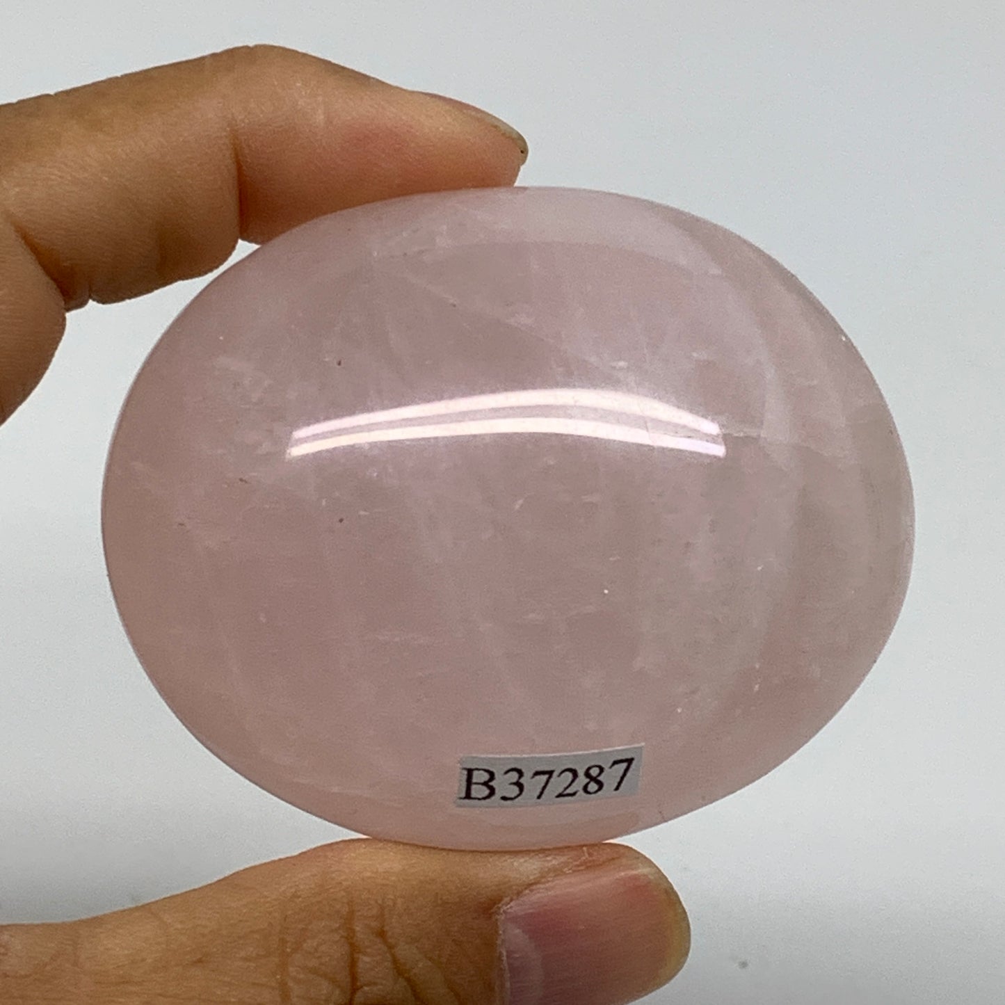 162g , 2.5"x2"x1.4", Natural Pink Rose Quartz Palm-stone Crystal, B37287