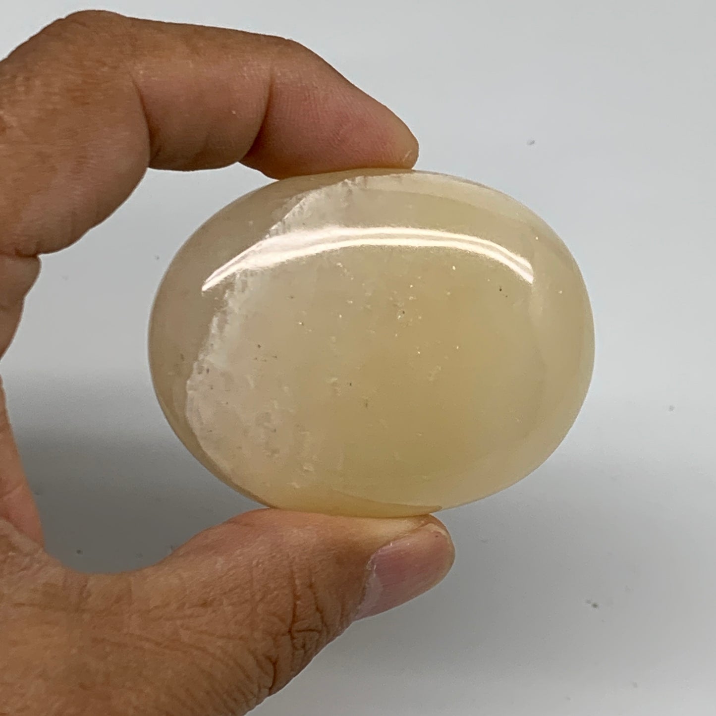 81.5g, 2.2"x1.7"x0.8", Yellow Aventurine Palm-Stone Crystal Stone, B35057
