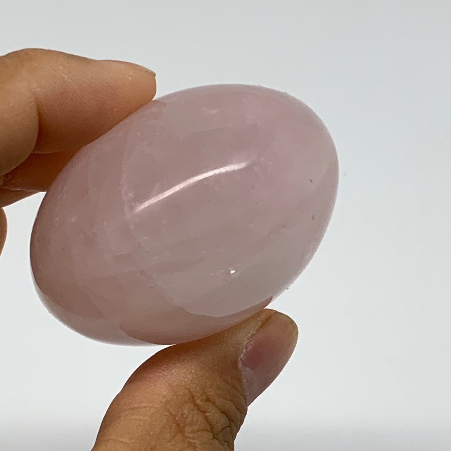162g , 2.5"x2"x1.4", Natural Pink Rose Quartz Palm-stone Crystal, B37287