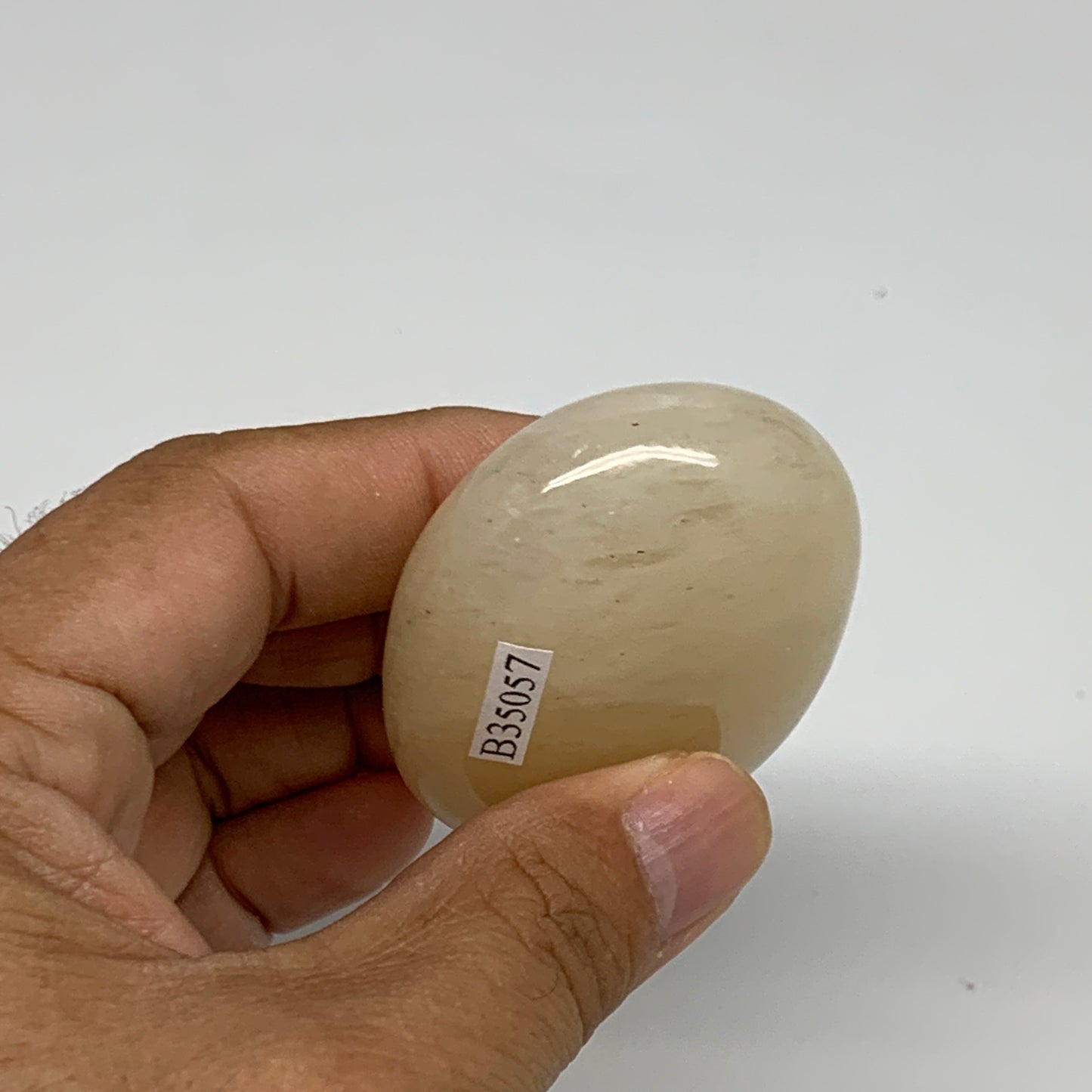 81.5g, 2.2"x1.7"x0.8", Yellow Aventurine Palm-Stone Crystal Stone, B35057