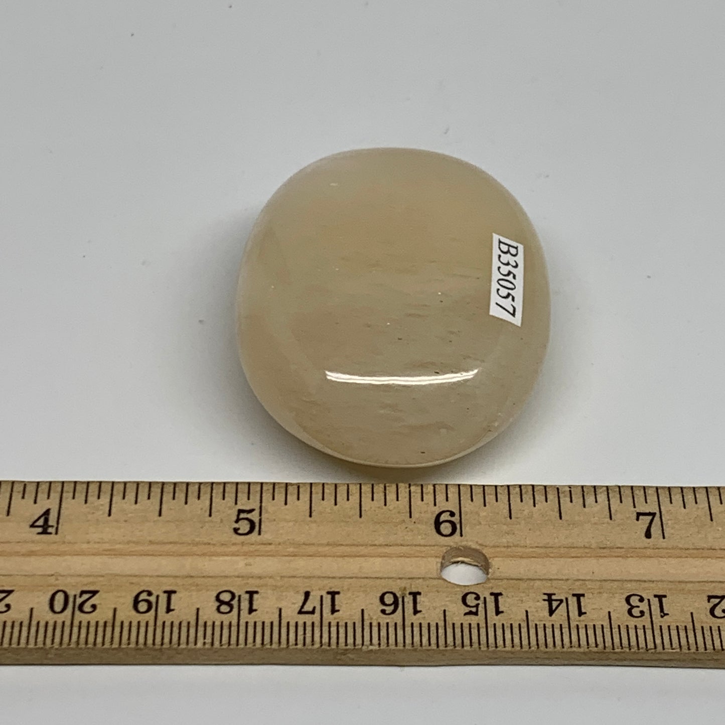 81.5g, 2.2"x1.7"x0.8", Yellow Aventurine Palm-Stone Crystal Stone, B35057