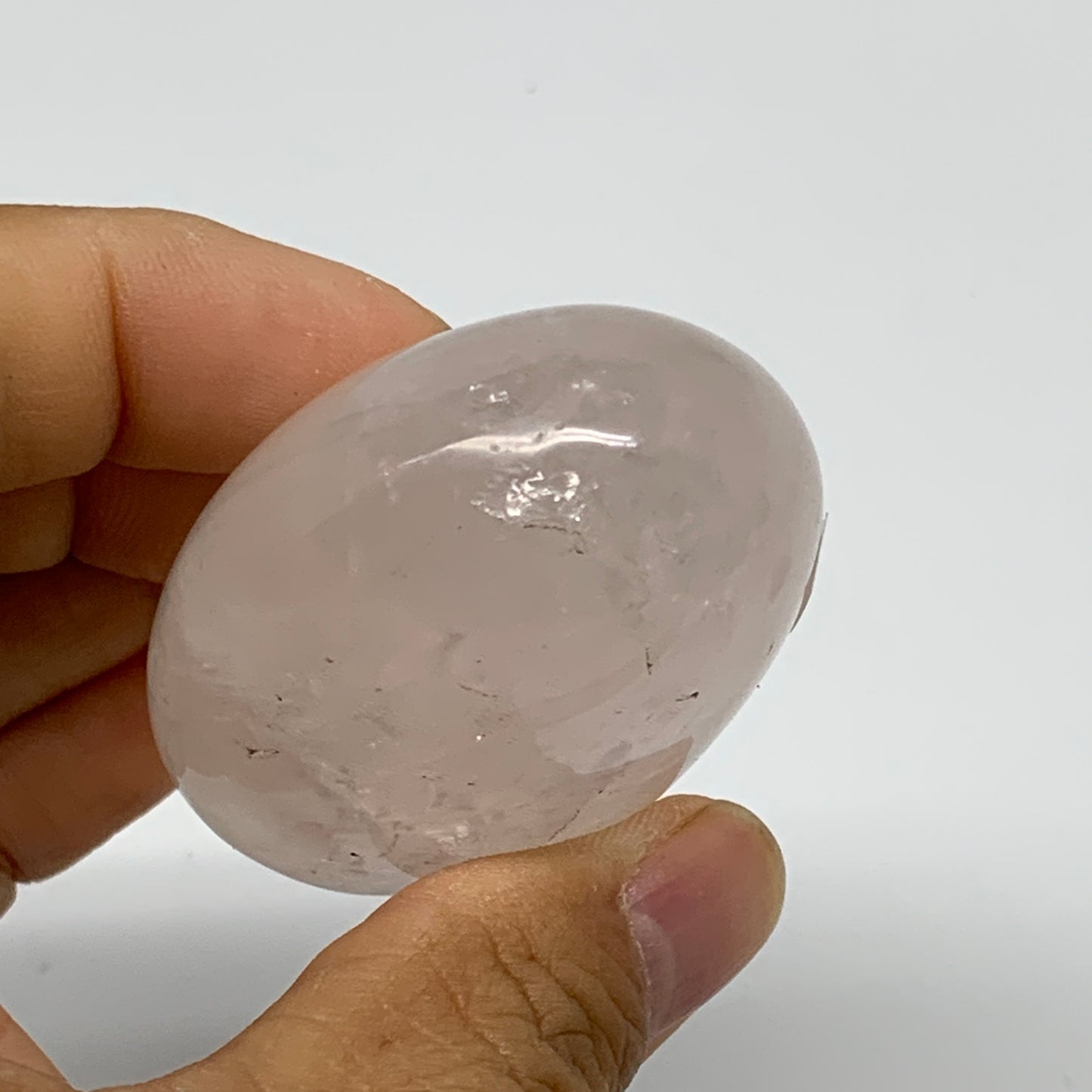 104.2g , 2.2"x1.7"x1.1", Natural Pink Rose Quartz Palm-stone Crystal, B37286