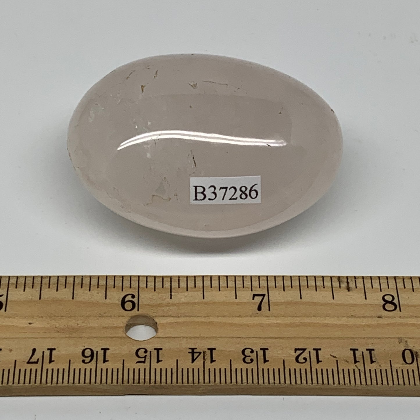 104.2g , 2.2"x1.7"x1.1", Natural Pink Rose Quartz Palm-stone Crystal, B37286