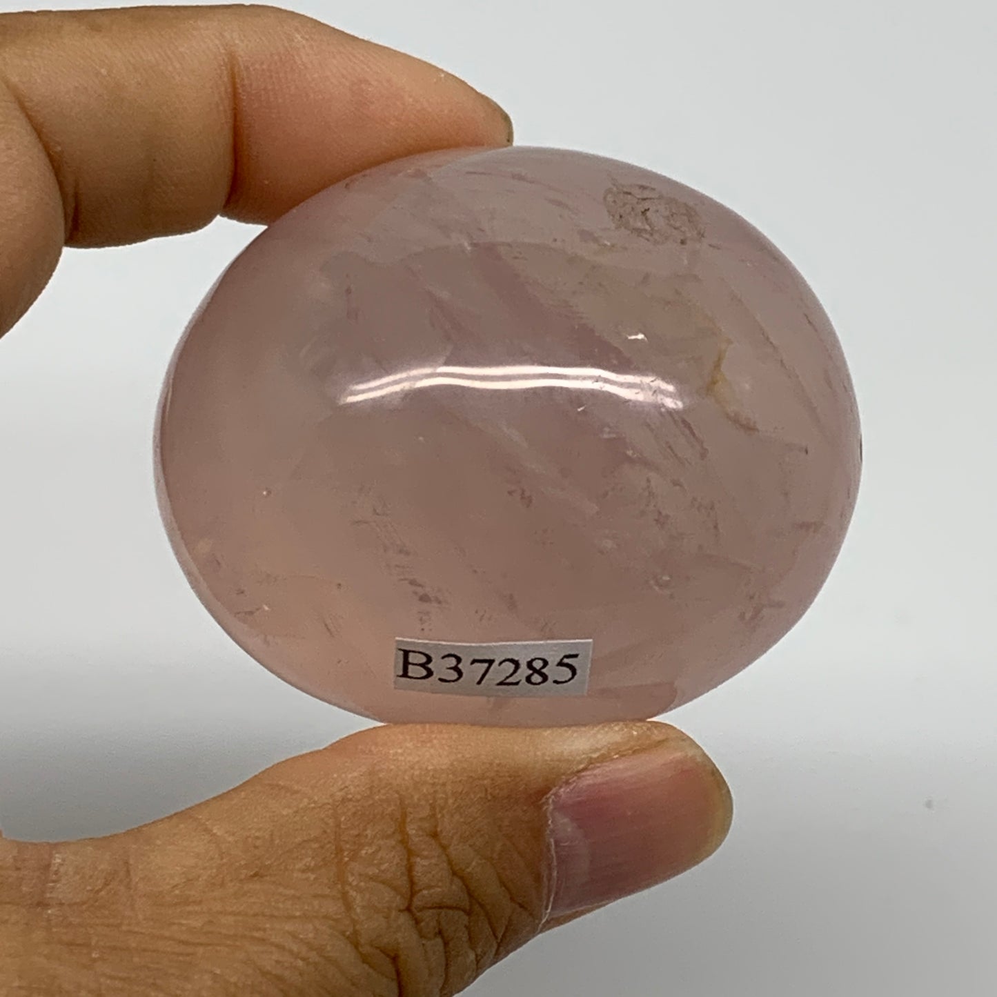 122.9g , 2.1"x1.8"x1.5", Natural Pink Rose Quartz Palm-stone Crystal, B37285