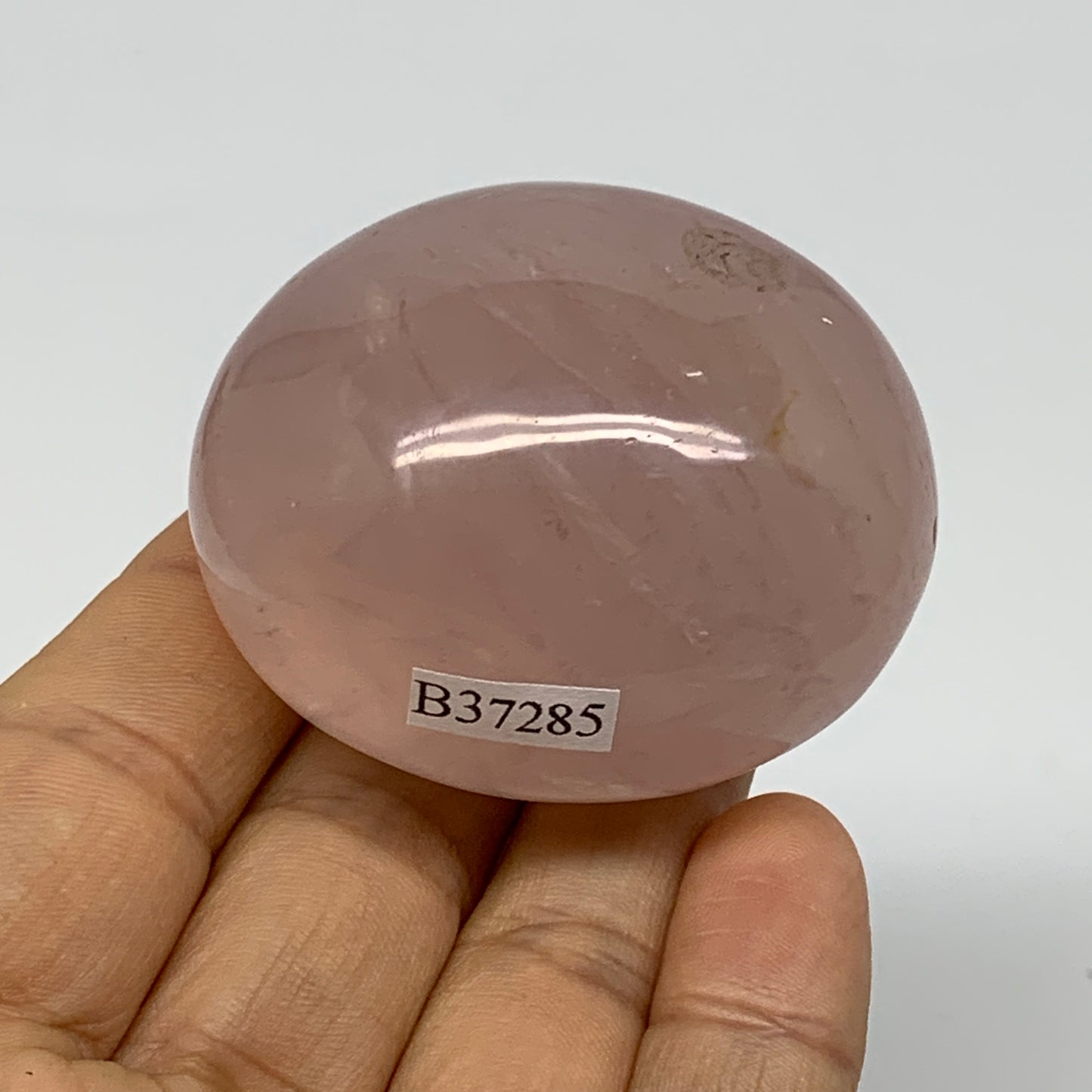 122.9g , 2.1"x1.8"x1.5", Natural Pink Rose Quartz Palm-stone Crystal, B37285