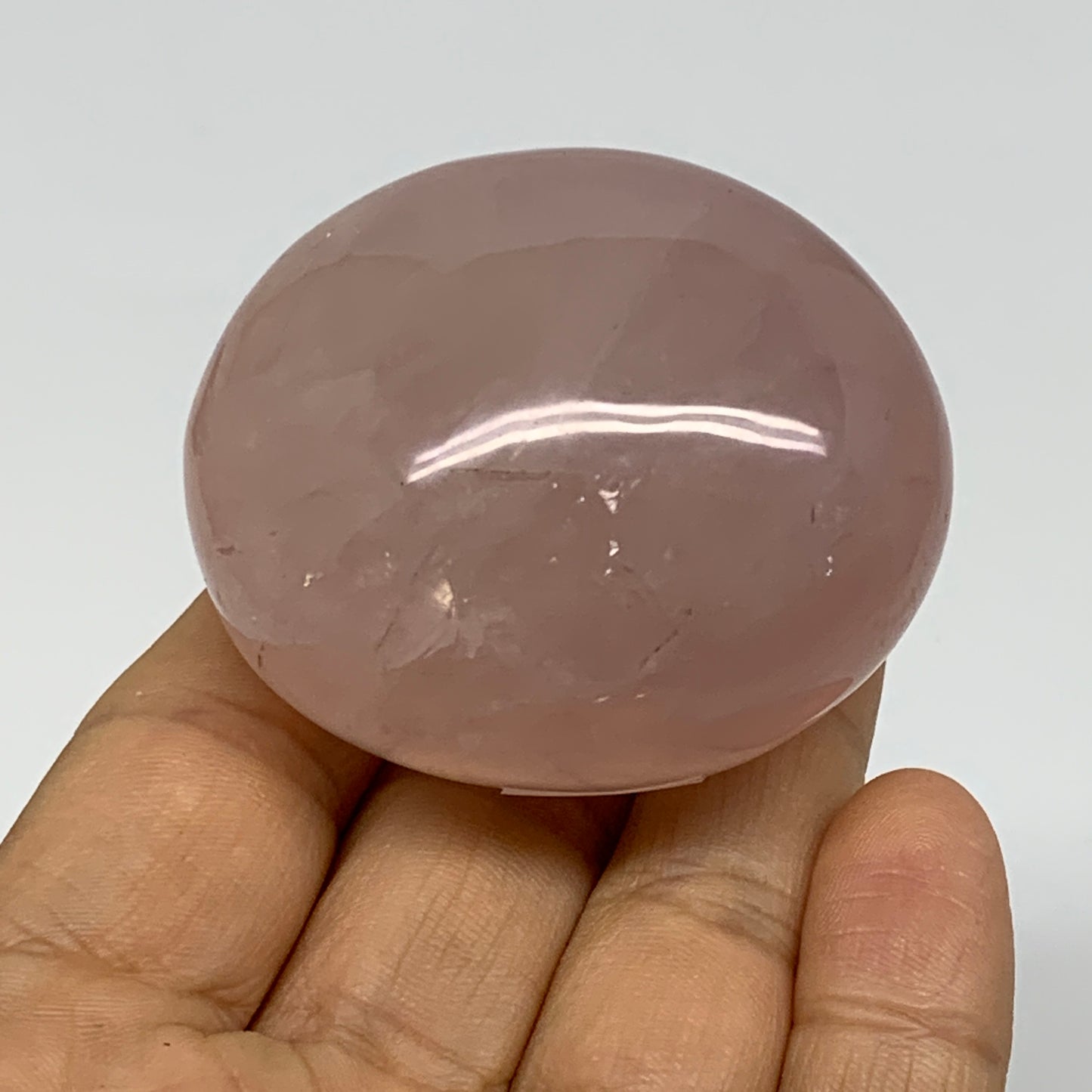 122.9g , 2.1"x1.8"x1.5", Natural Pink Rose Quartz Palm-stone Crystal, B37285