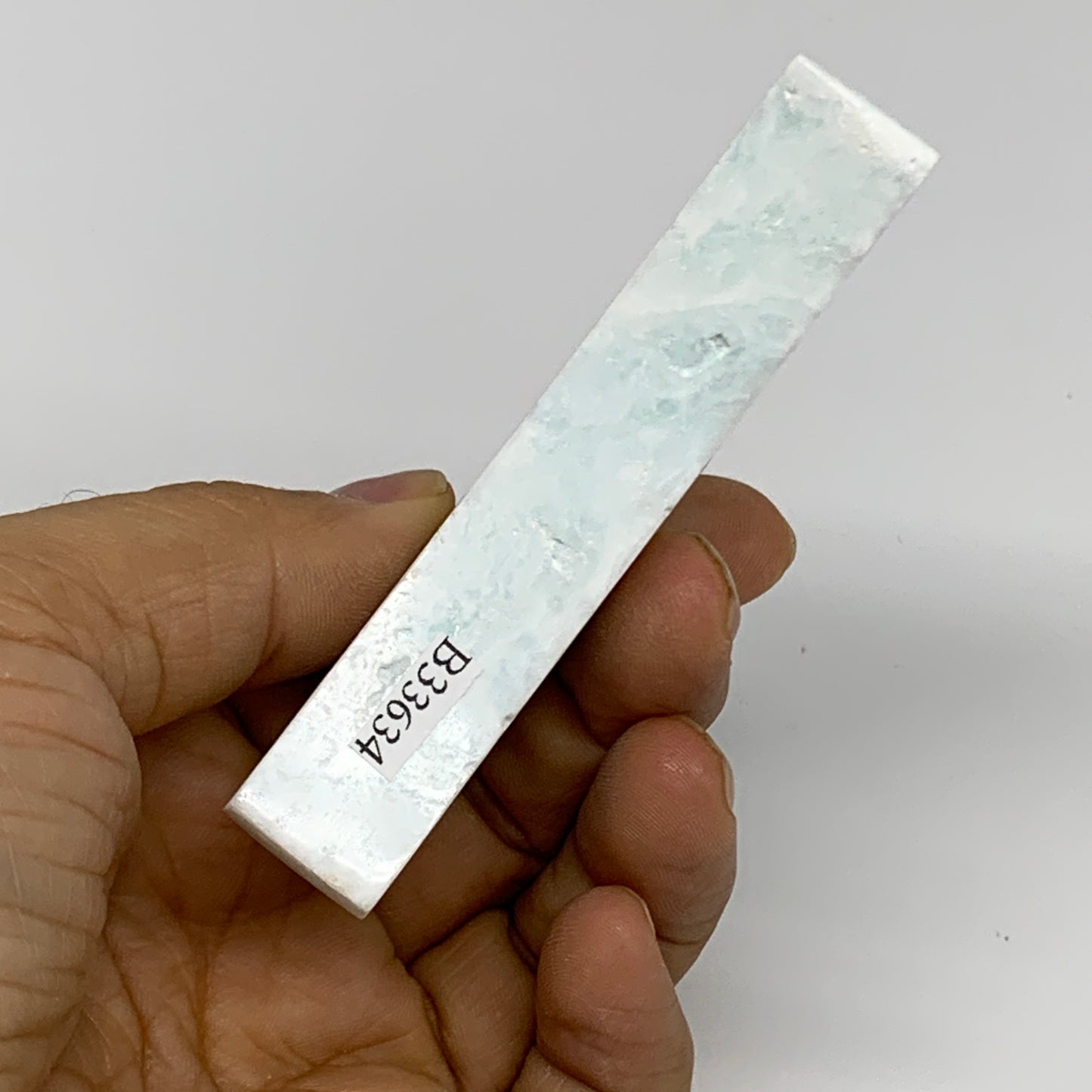 108.3g, 3.2"x1.5"x0.6", Caribbean Calcite Moon Crescent Gemstone, B33634