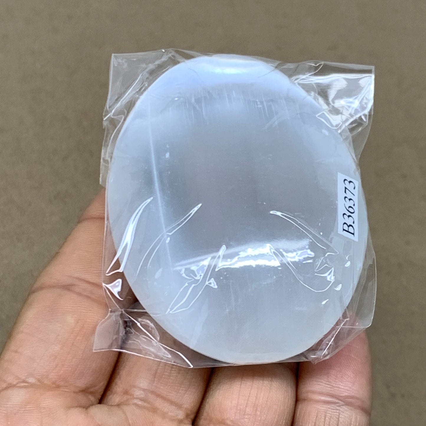 97g, 2.7"x2"x1", White Selenite Palmstone Crystal Pillow Reiki, B36373