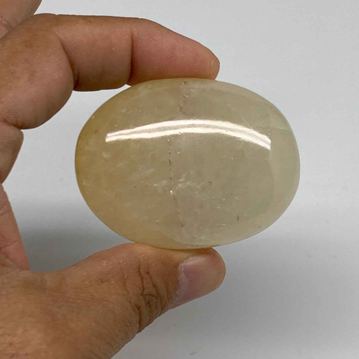 76.9g, 2.1"x1.6"x0.9", Yellow Aventurine Palm-Stone Crystal Stone, B35060
