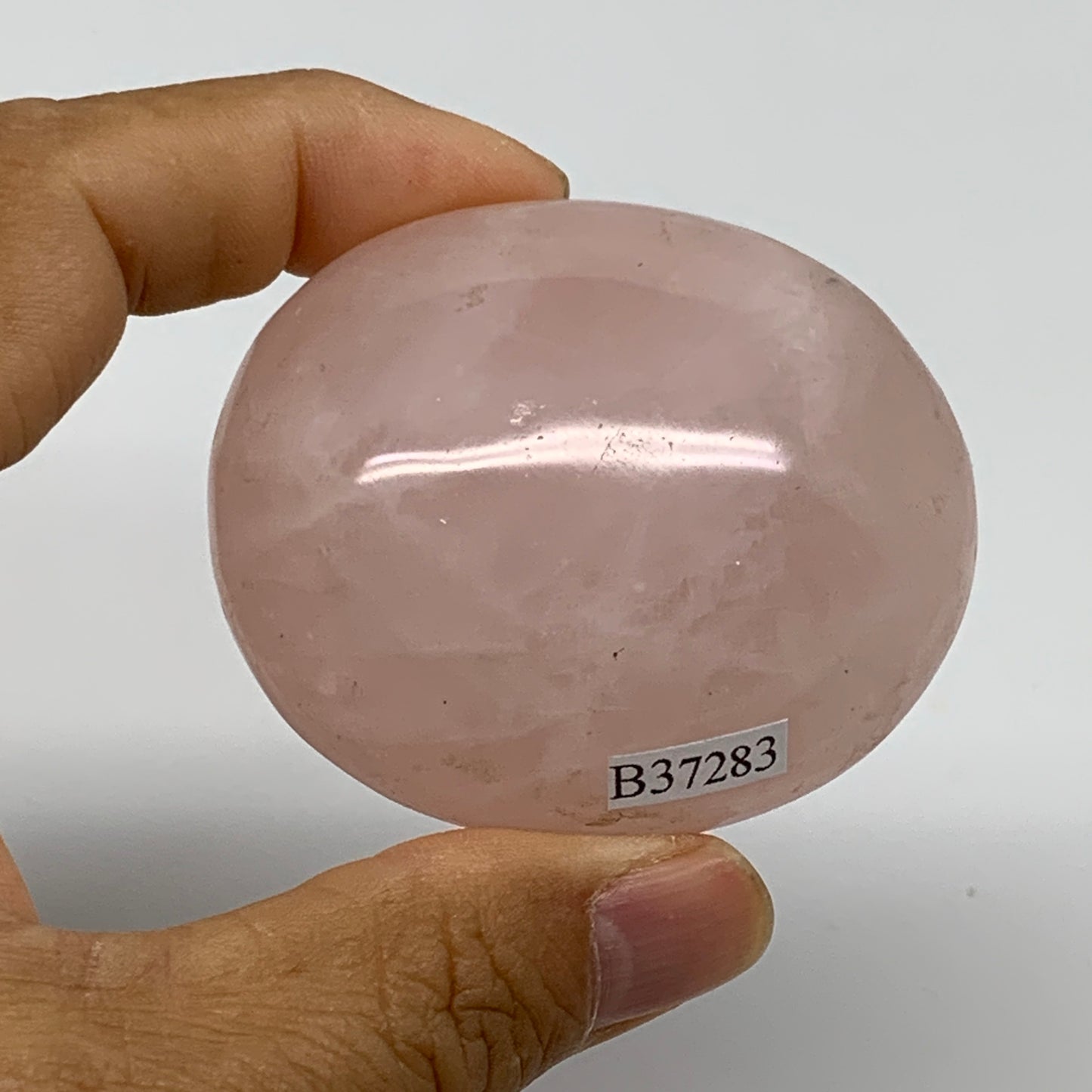 145.5g , 2.3"x2"x1.4", Natural Pink Rose Quartz Palm-stone Crystal, B37283