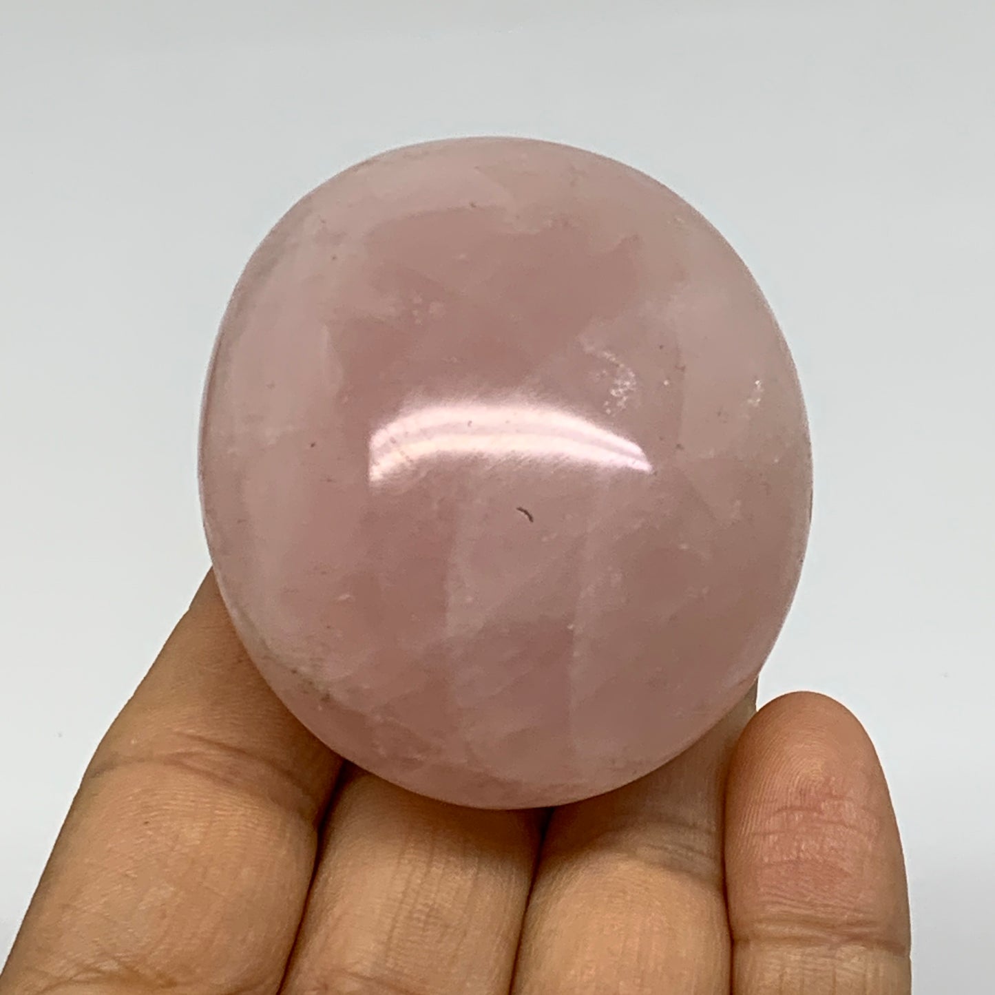 145.5g , 2.3"x2"x1.4", Natural Pink Rose Quartz Palm-stone Crystal, B37283