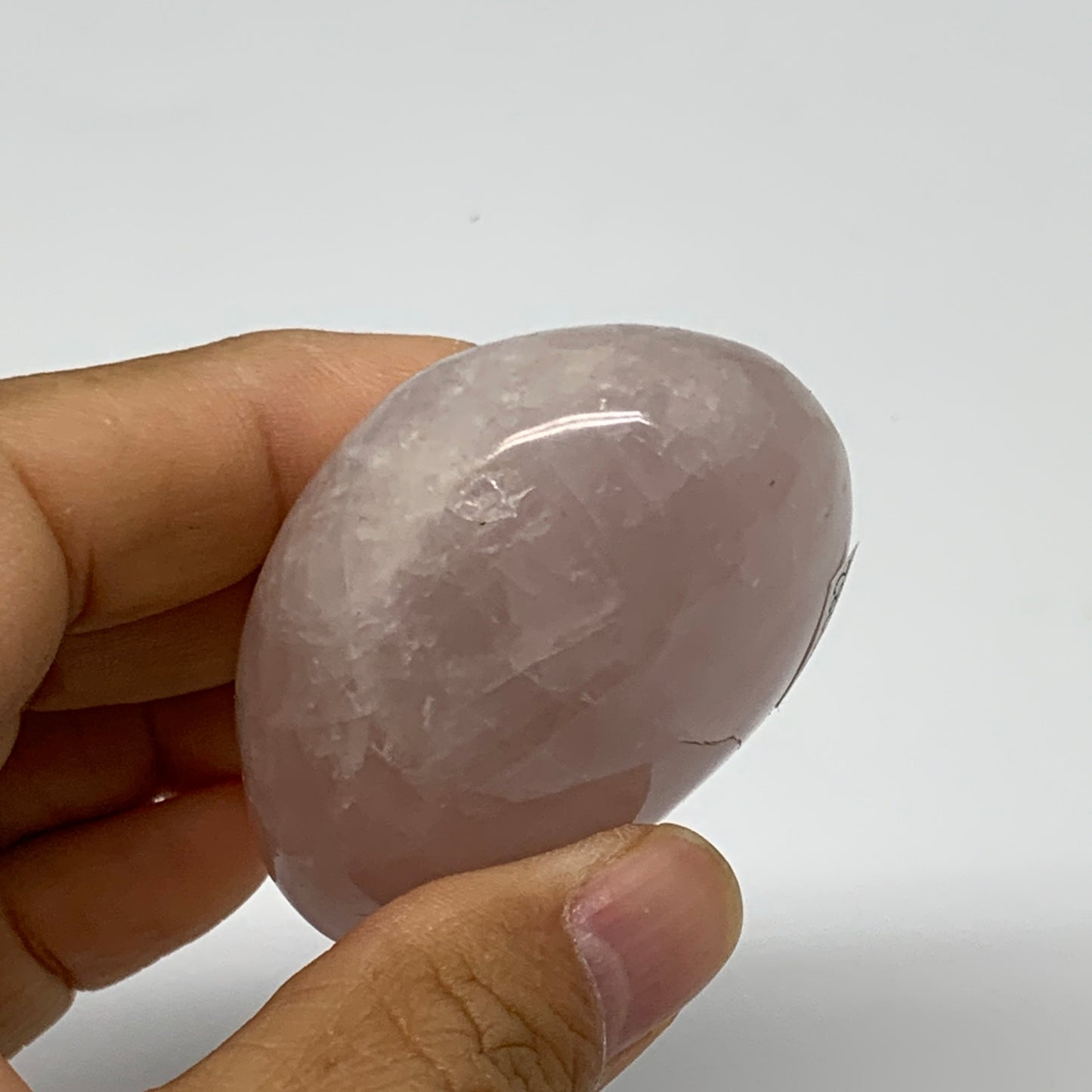 113.1g , 2.4"x1.9"x1.1", Natural Pink Rose Quartz Palm-stone Crystal, B37282