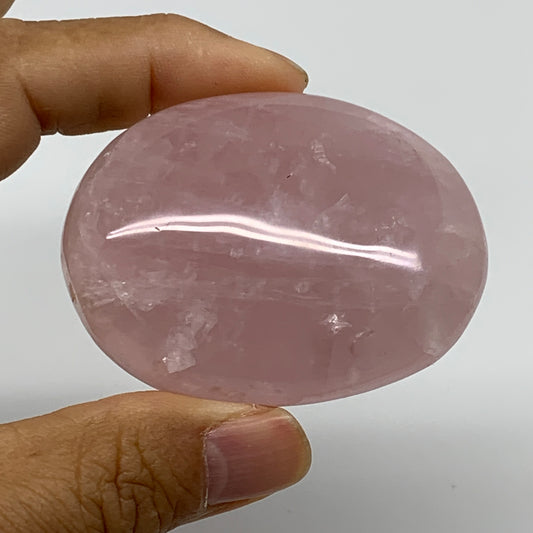 106.2g , 2.4"x1.8"x1.1", Natural Pink Rose Quartz Palm-stone Crystal, B37281