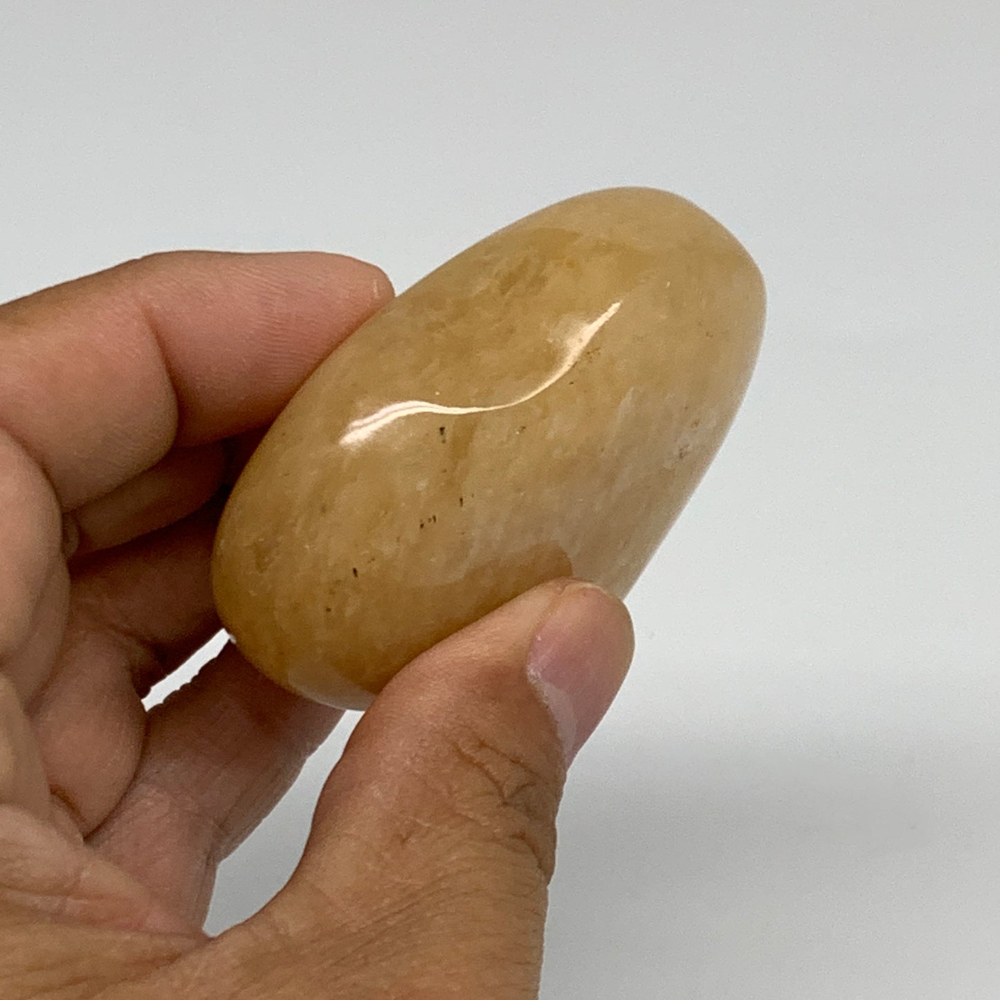 108.1g, 2.2"x2.3"x0.9" Natural Yellow Aventurine Heart Crystal Stone, B35063