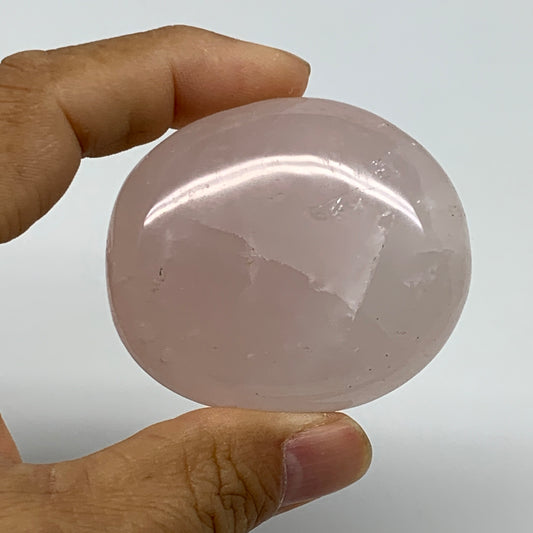98.9g , 2.2"x1.9"x0.9", Natural Pink Rose Quartz Palm-stone Crystal, B37280
