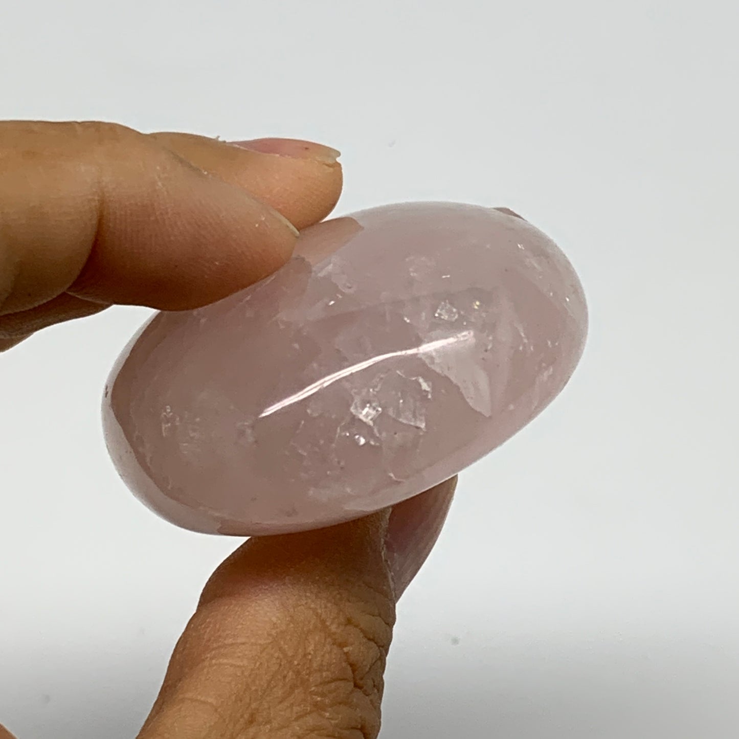 98.9g , 2.2"x1.9"x0.9", Natural Pink Rose Quartz Palm-stone Crystal, B37280