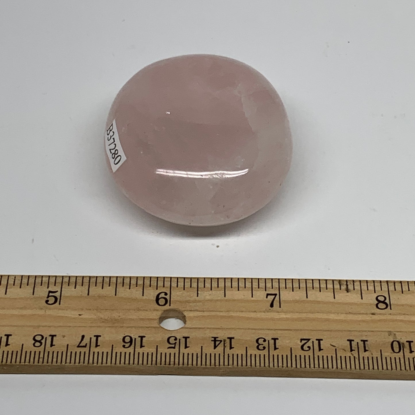 98.9g , 2.2"x1.9"x0.9", Natural Pink Rose Quartz Palm-stone Crystal, B37280