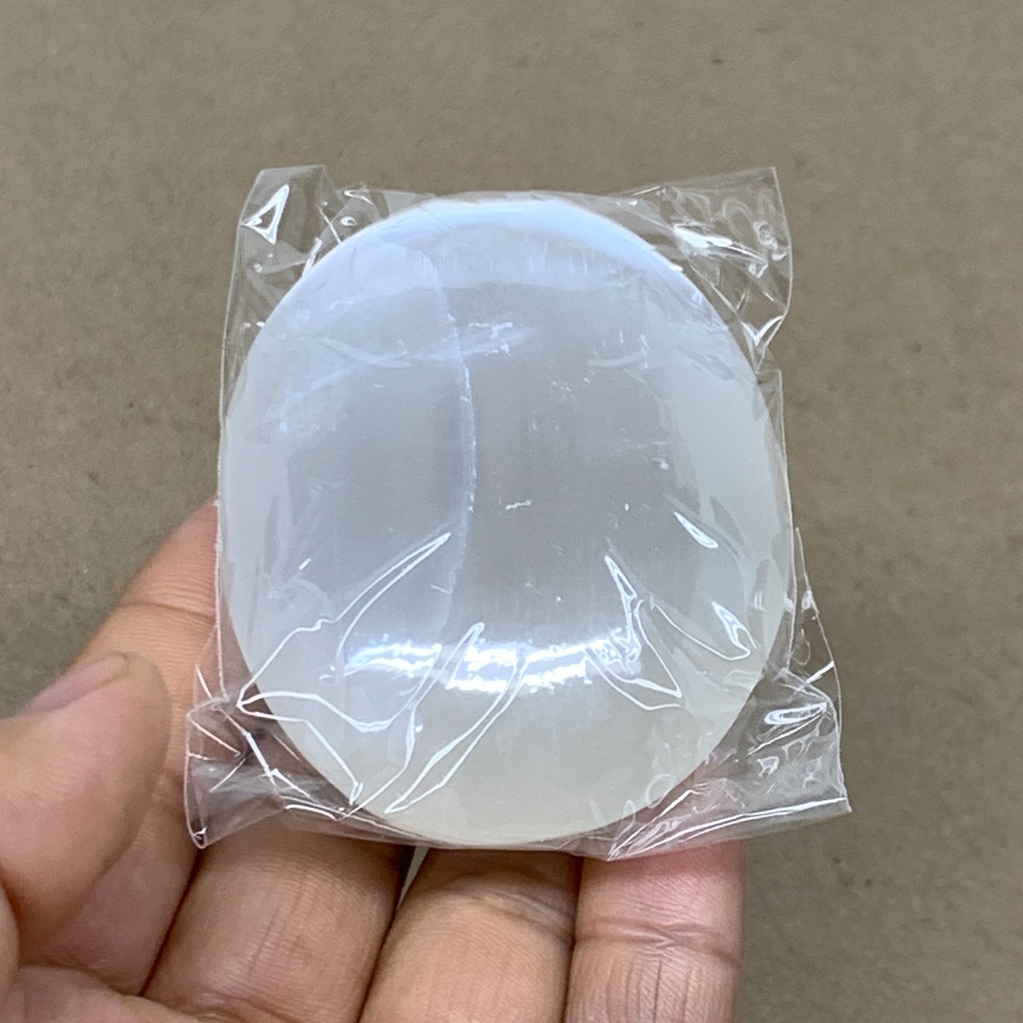 98g, 2.8"x2.1"x1", White Selenite Palmstone Crystal Pillow Reiki, B36379