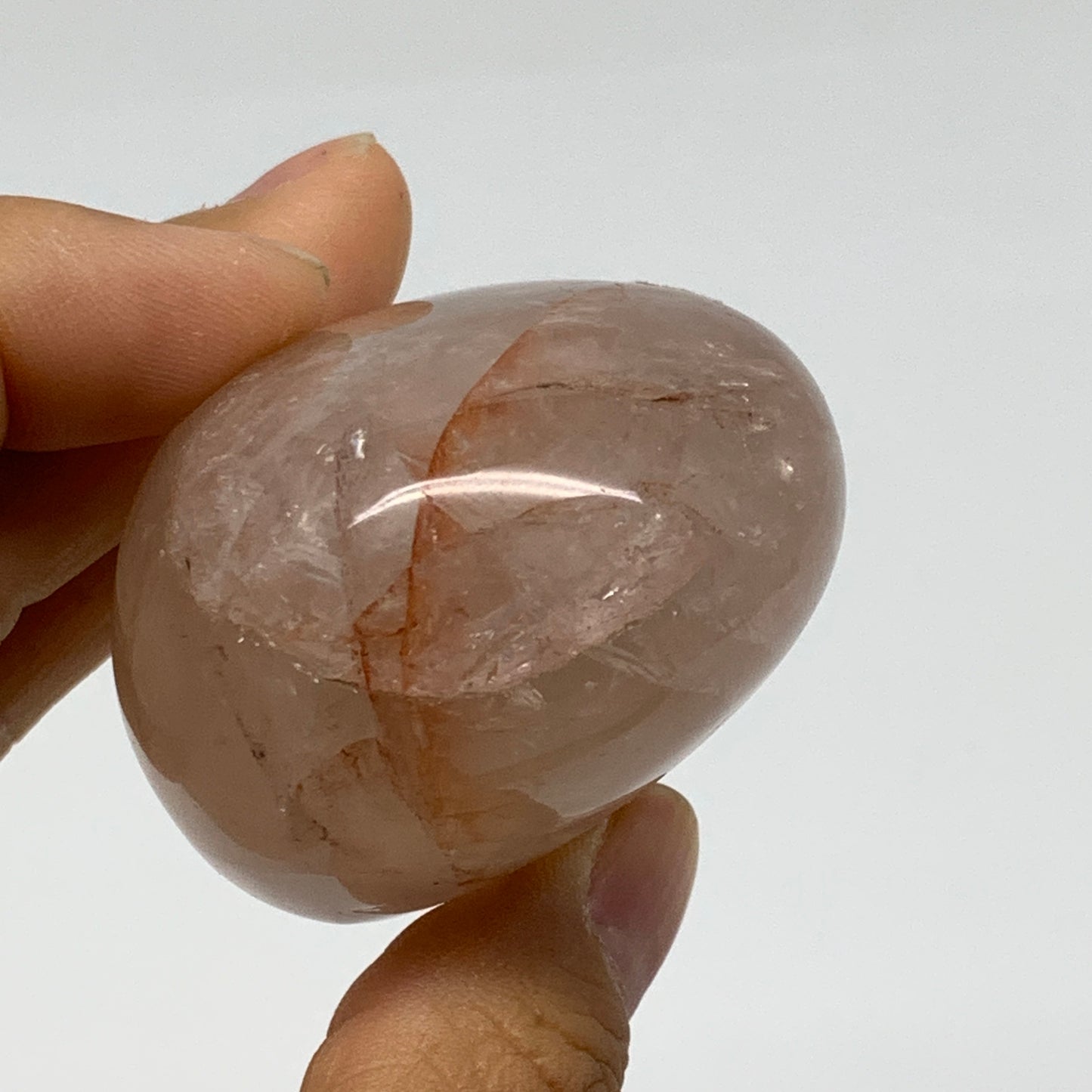 150g , 2.4"x1.9"x1.4", Natural Pink Rose Quartz Palm-stone Crystal, B37288