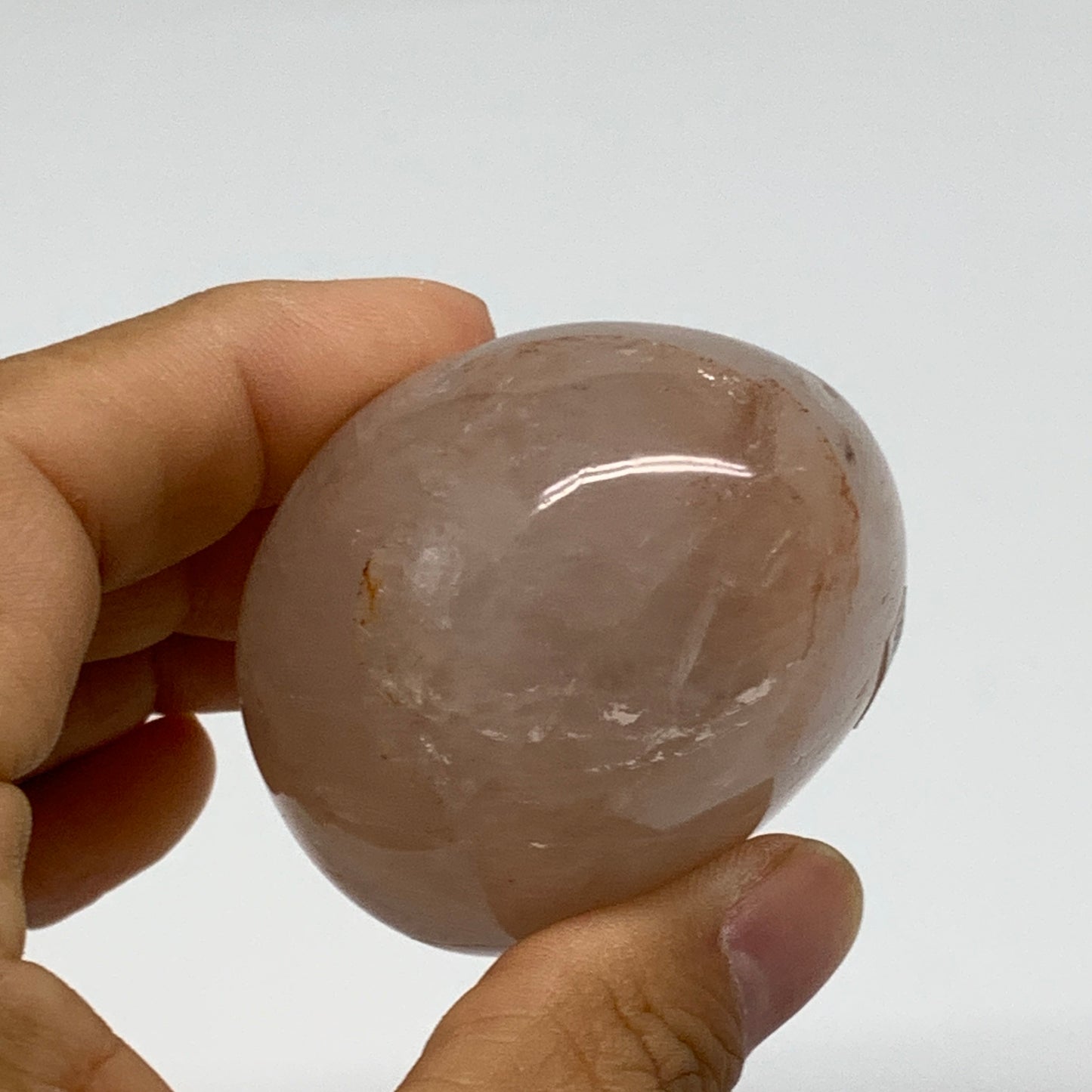 150g , 2.4"x1.9"x1.4", Natural Pink Rose Quartz Palm-stone Crystal, B37288