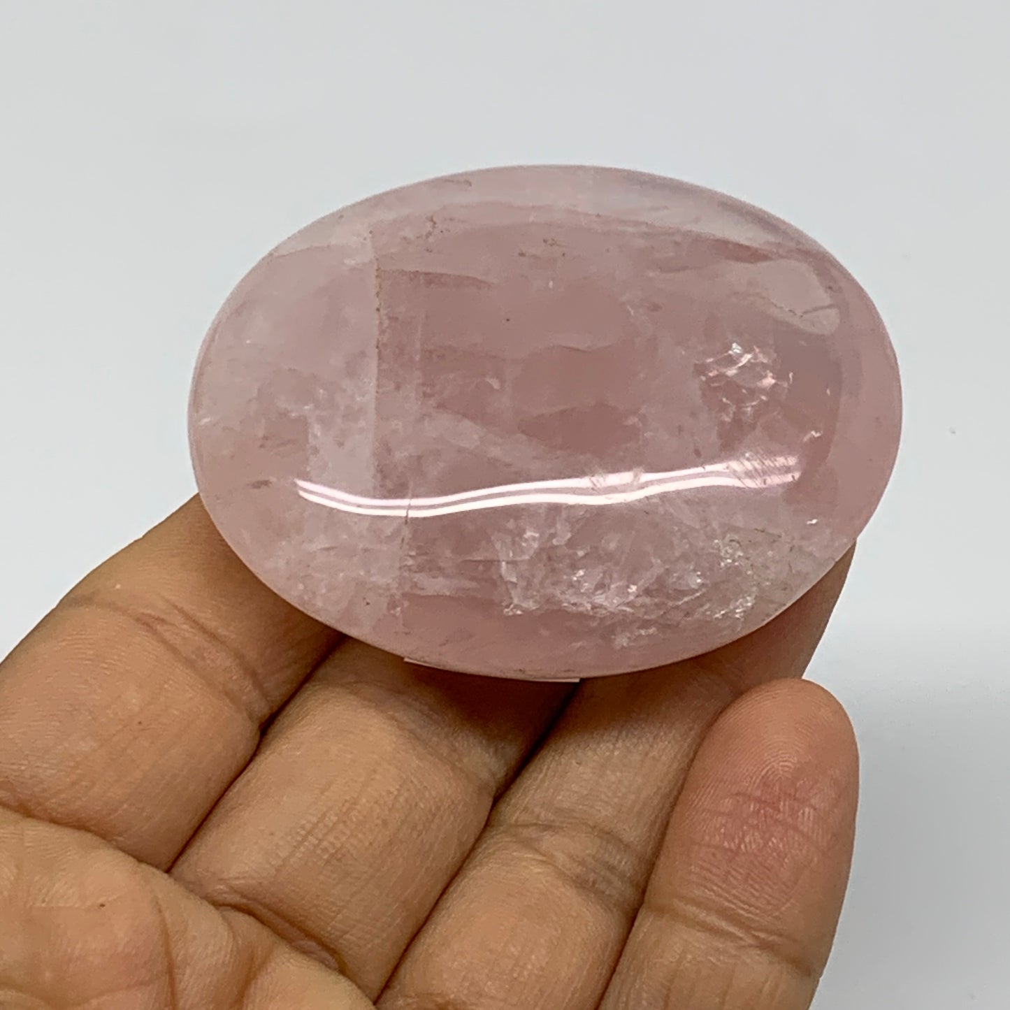 76.6g , 2.3"x1.8"x0.8", Natural Pink Rose Quartz Palm-stone Crystal, B37289
