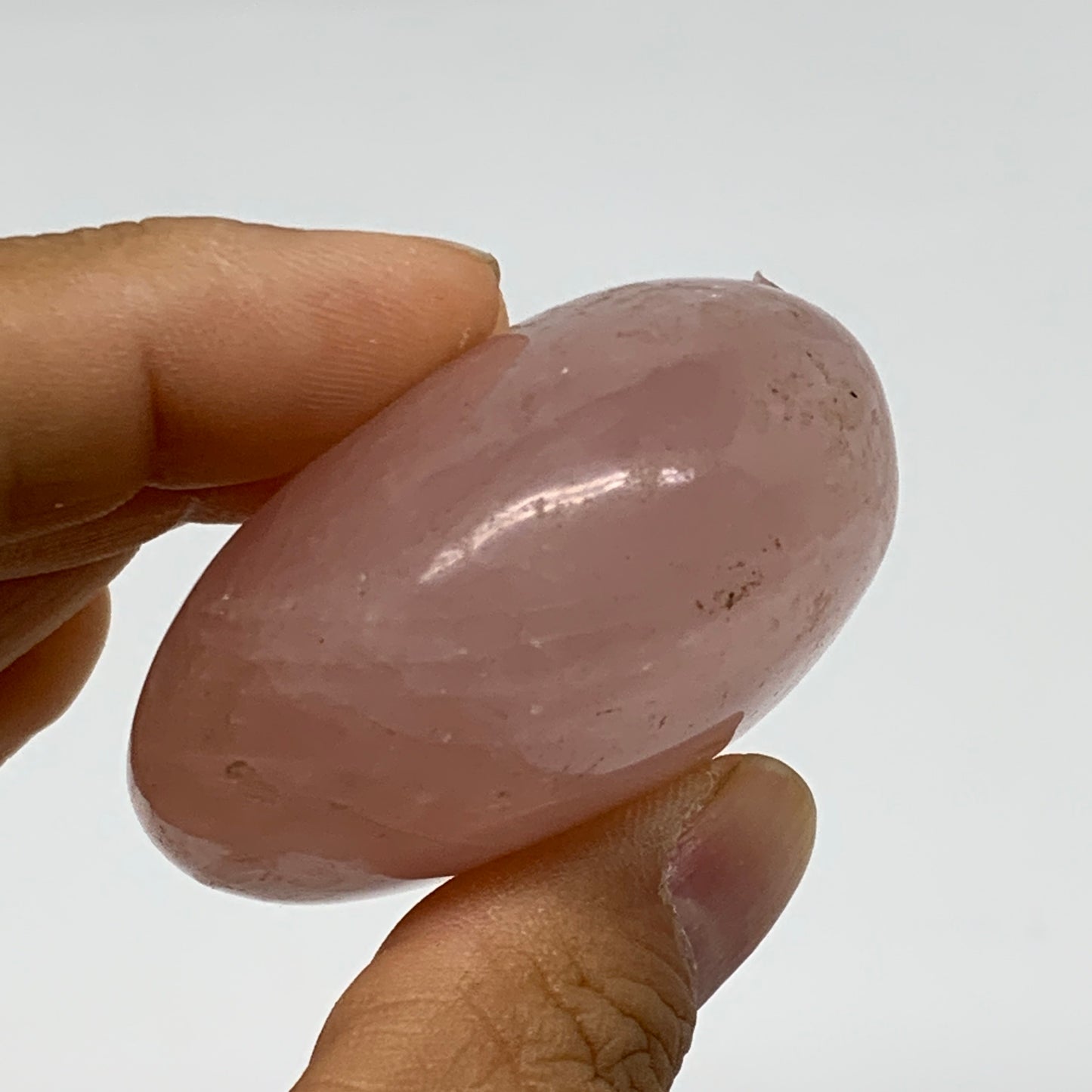 120g , 2.3"x2"x1.1", Natural Pink Rose Quartz Palm-stone Crystal, B37290