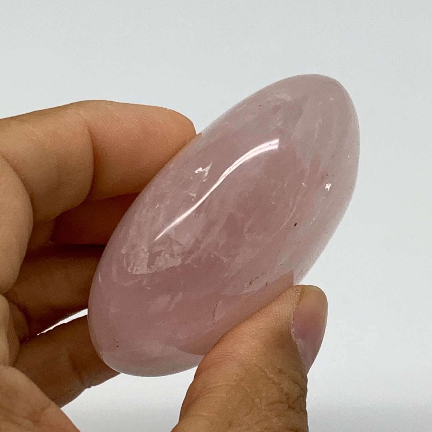 126.6g , 2.4"x2"x1.1", Natural Pink Rose Quartz Palm-stone Crystal, B37291