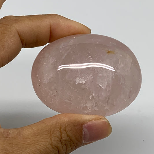 100g , 2.2"x1.7"x1.1", Natural Pink Rose Quartz Palm-stone Crystal, B37292