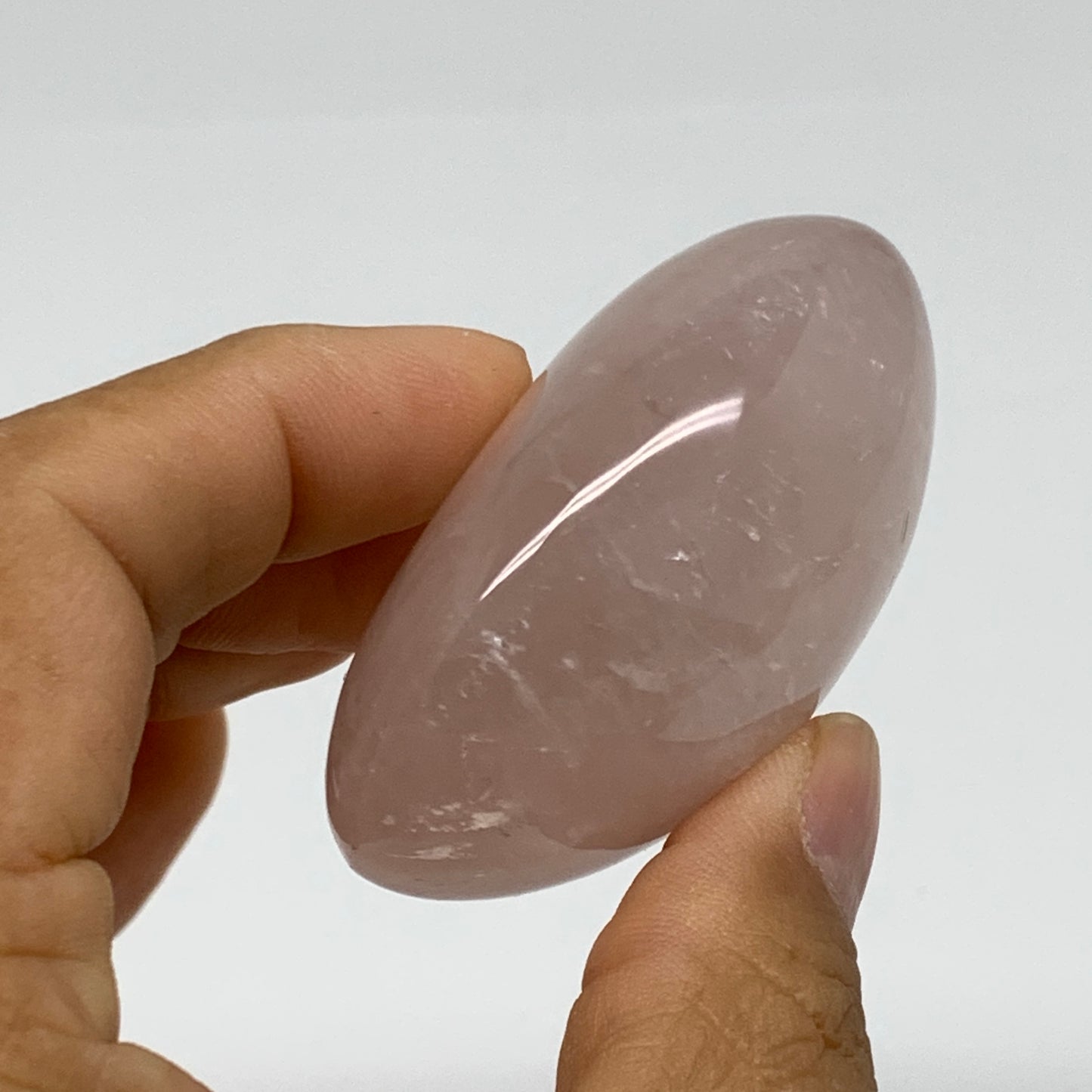 100g , 2.2"x1.7"x1.1", Natural Pink Rose Quartz Palm-stone Crystal, B37292