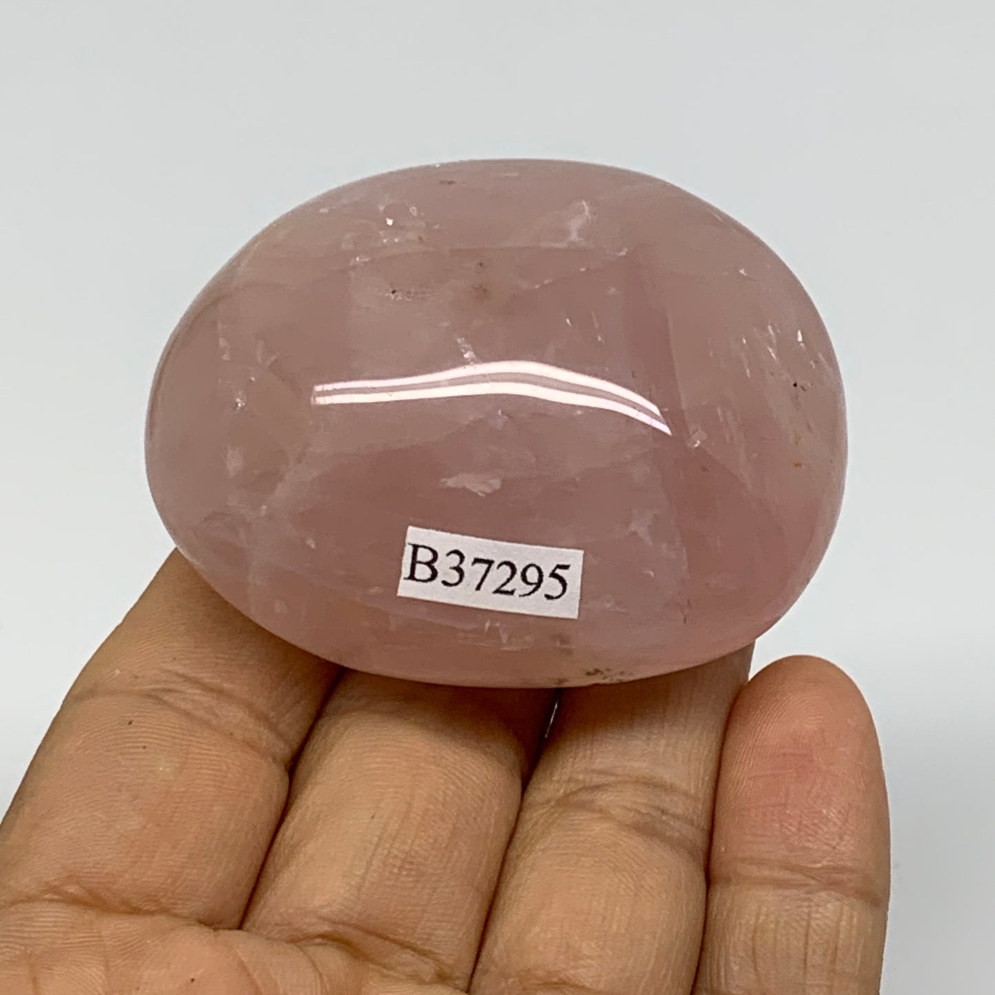110g , 2.3"x1.8"x1.2", Natural Pink Rose Quartz Palm-stone Crystal, B37295
