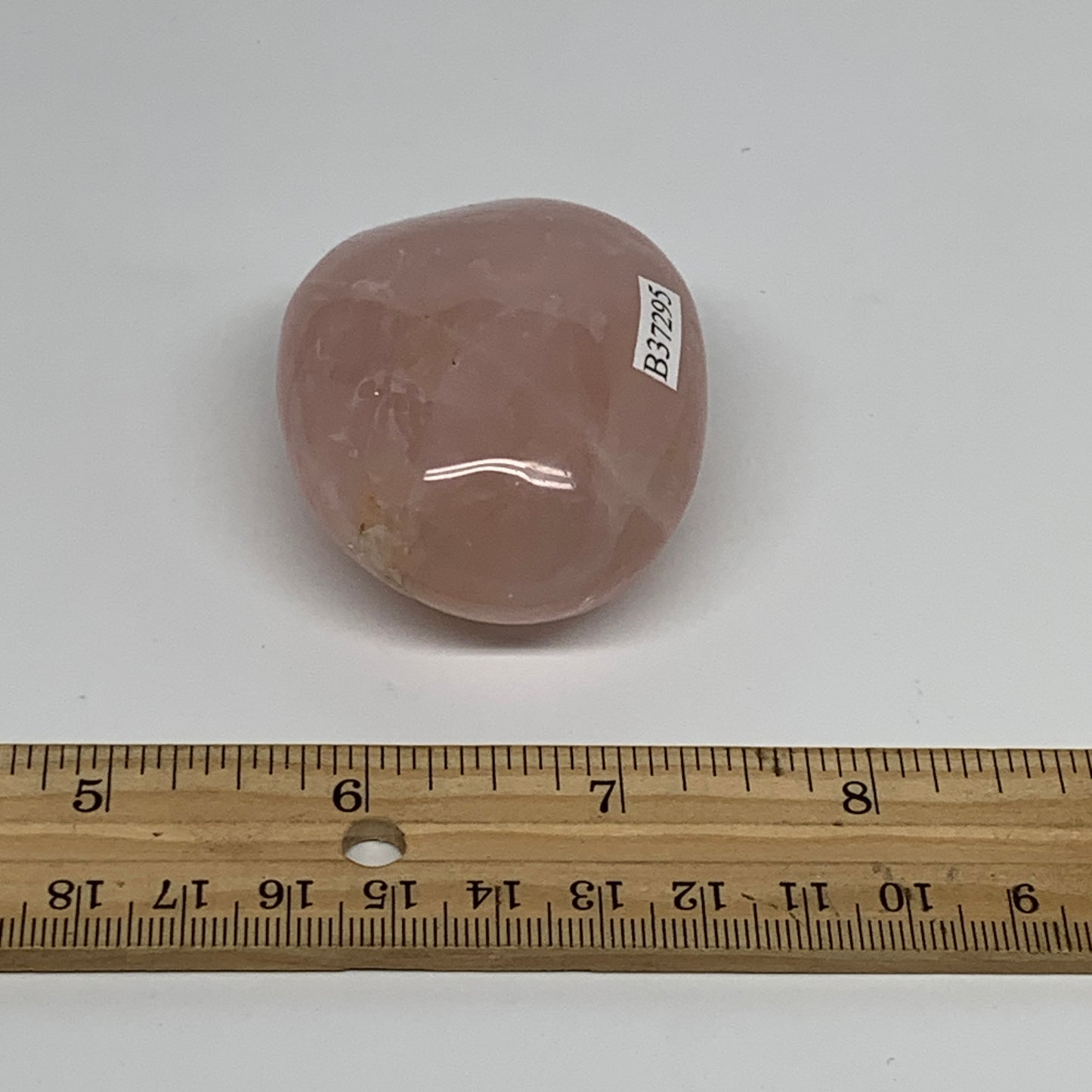110g , 2.3"x1.8"x1.2", Natural Pink Rose Quartz Palm-stone Crystal, B37295