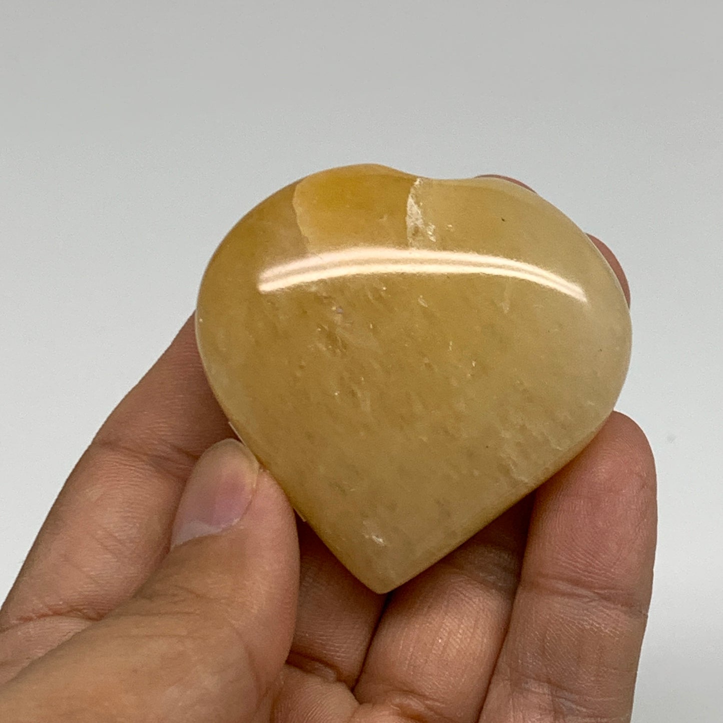 67.6g,1.9"x1.9"x0.8" Natural Yellow Aventurine Heart Crystal Stone, B35074