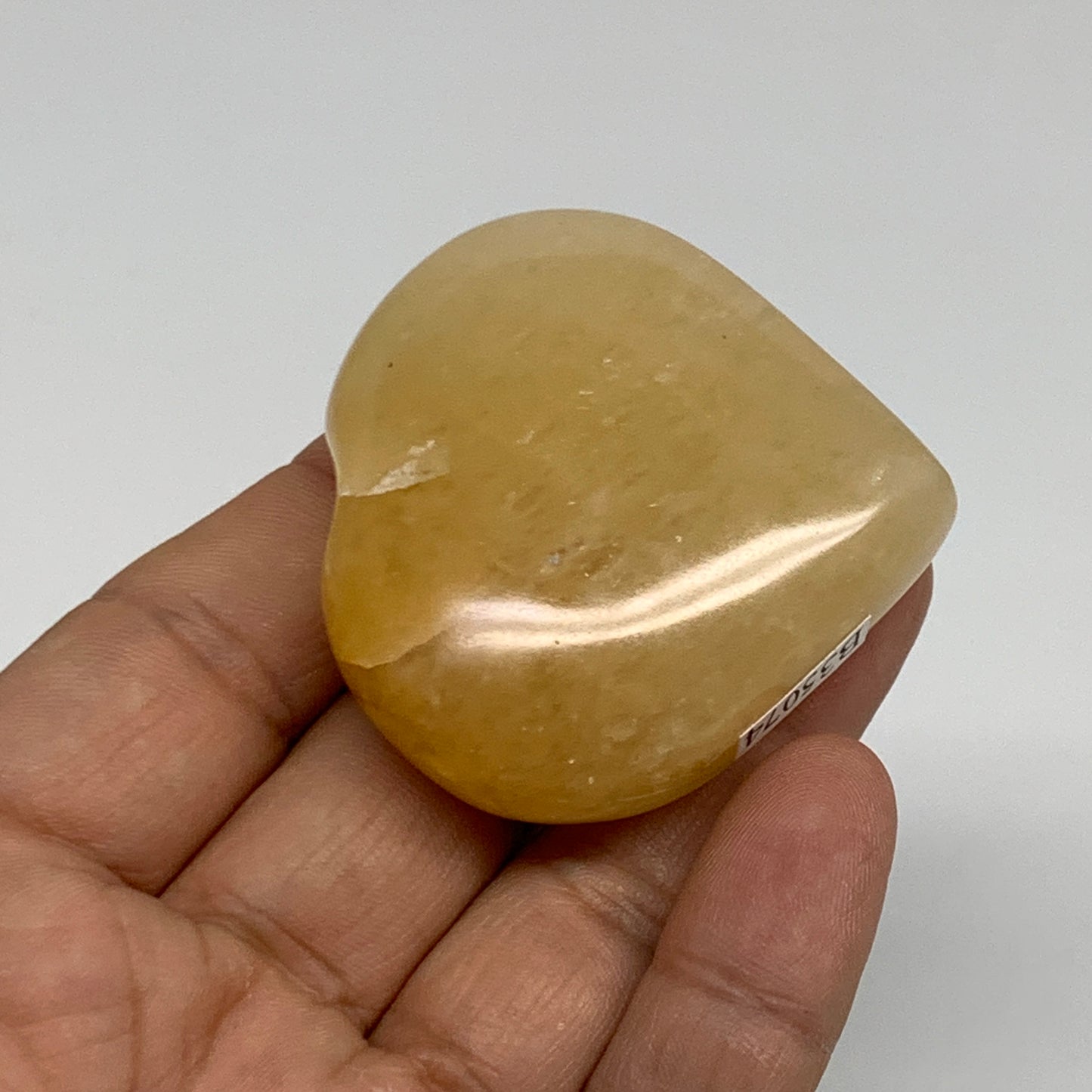 67.6g,1.9"x1.9"x0.8" Natural Yellow Aventurine Heart Crystal Stone, B35074