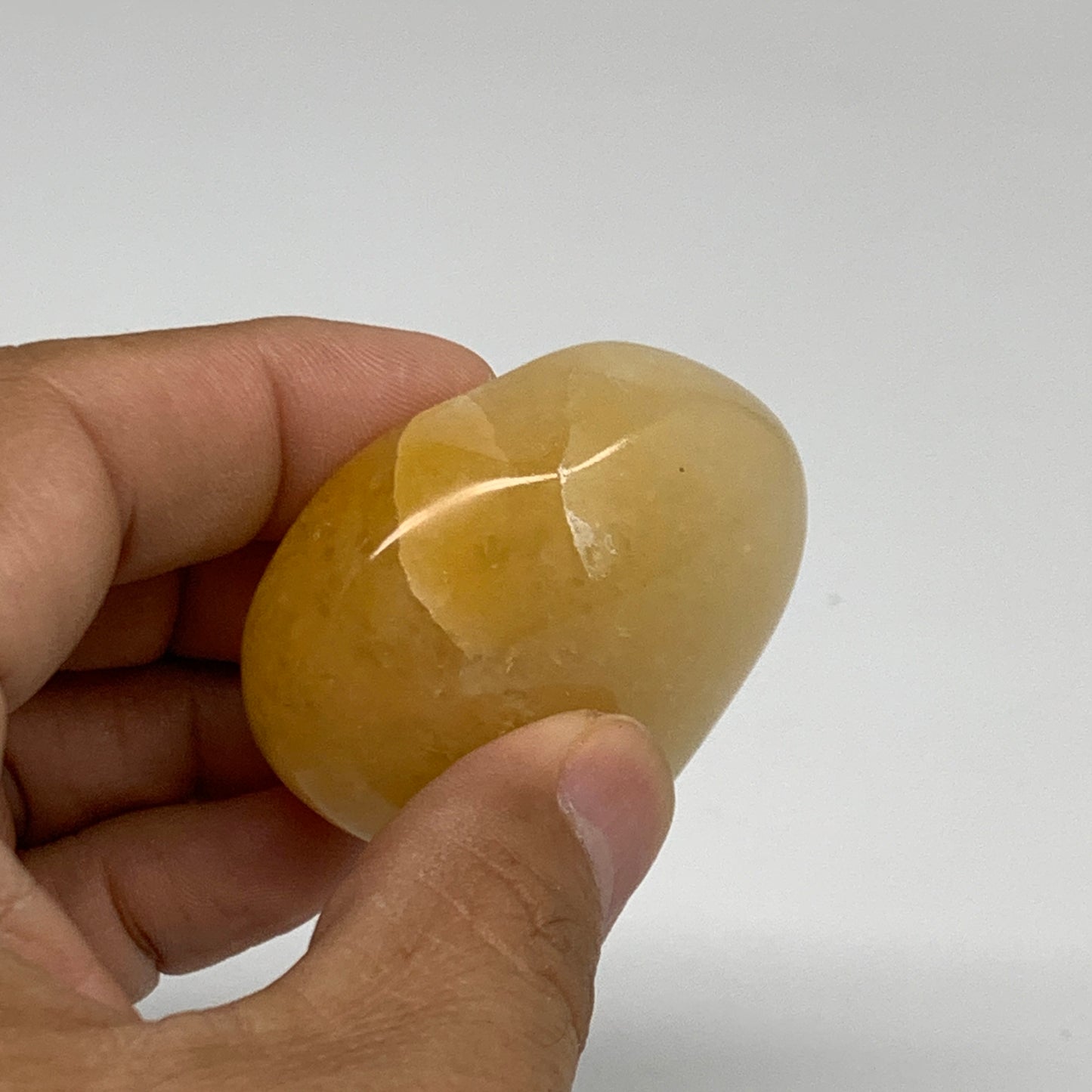 67.6g,1.9"x1.9"x0.8" Natural Yellow Aventurine Heart Crystal Stone, B35074