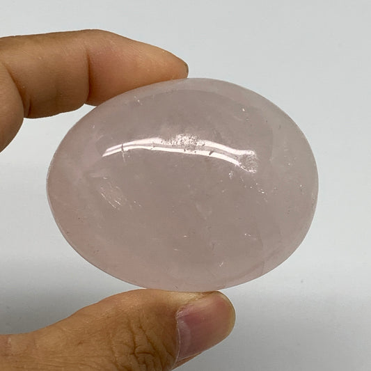 114.4g , 2.3"x1.7"x1.2", Natural Pink Rose Quartz Palm-stone Crystal, B37297