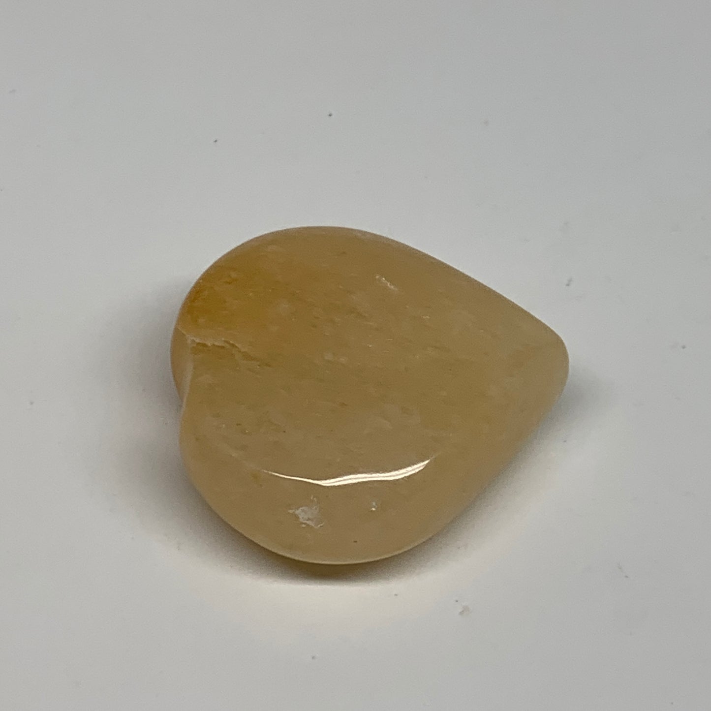 67.6g,1.9"x1.9"x0.8" Natural Yellow Aventurine Heart Crystal Stone, B35074