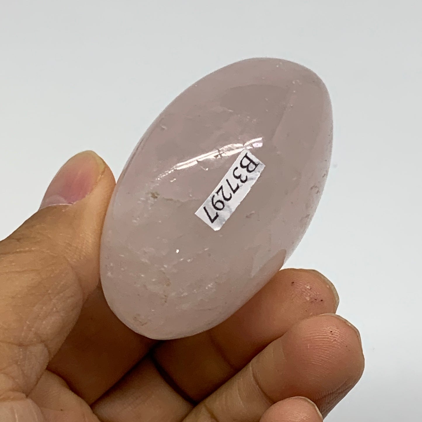 114.4g , 2.3"x1.7"x1.2", Natural Pink Rose Quartz Palm-stone Crystal, B37297