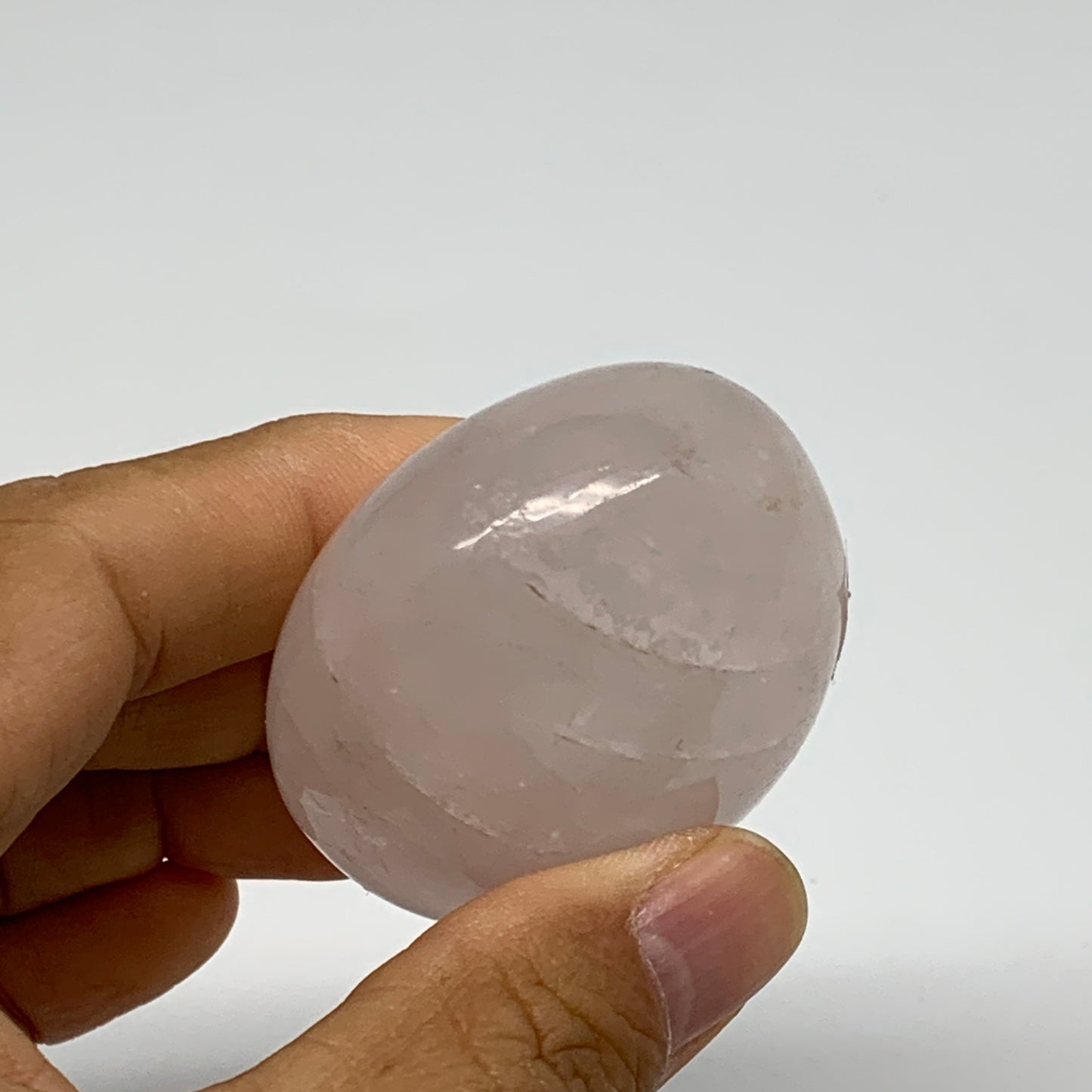 114.4g , 2.3"x1.7"x1.2", Natural Pink Rose Quartz Palm-stone Crystal, B37297