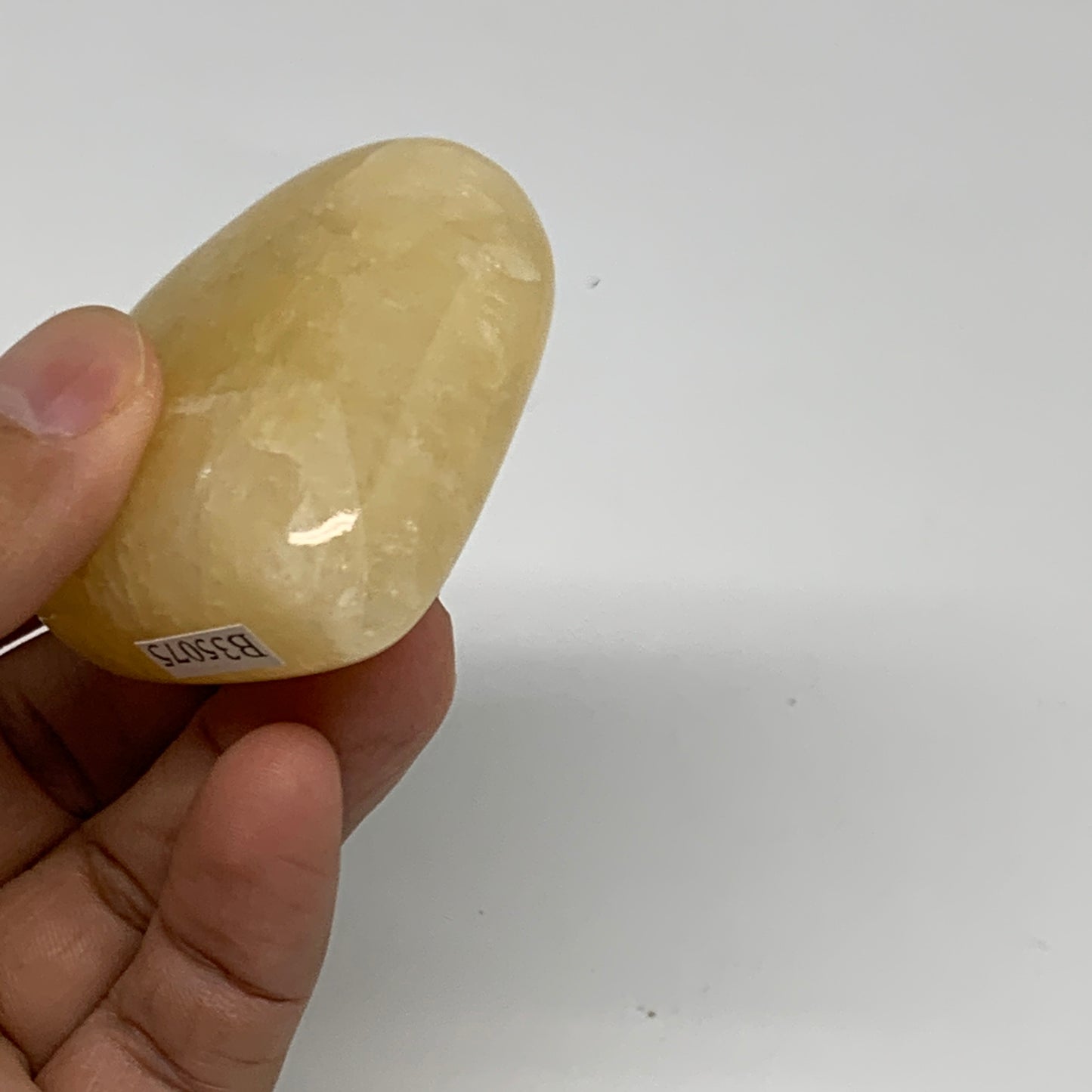90g,2"x2.1"x0.9" Natural Yellow Aventurine Heart Crystal Stone, B35075