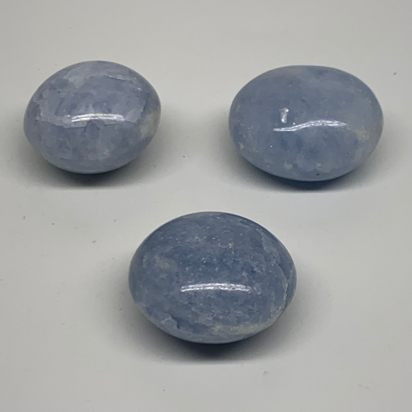 209.9g, 1.6"-1.8", 3pcs, Blue Calcite Palm-Stone Polished Tumbled, B38147