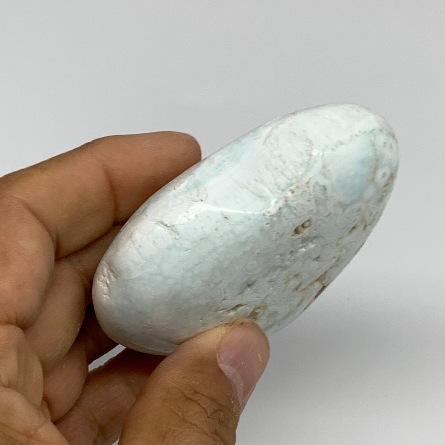 138.7g, 2.5"x2.7"x0.9" Caribbean Calcite Heart Gemstones @Afghanistan,B33659