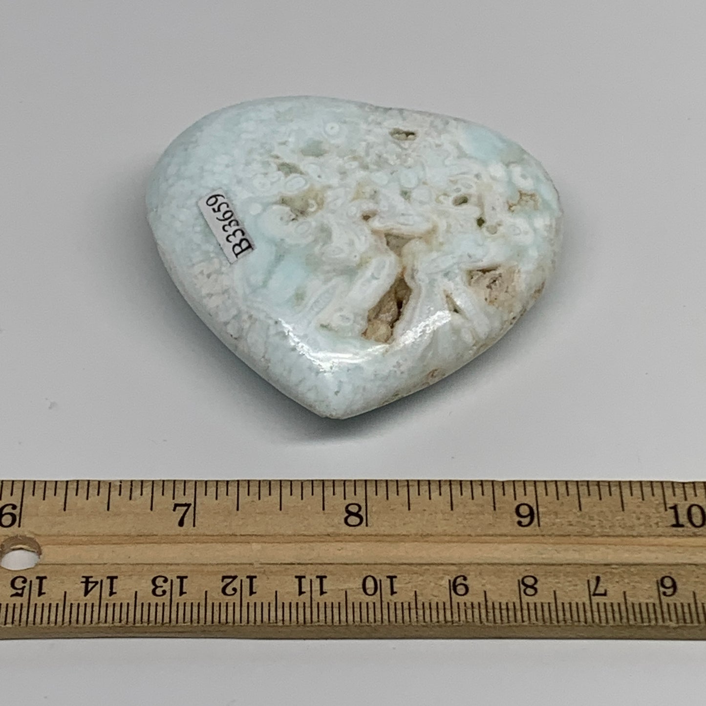 138.7g, 2.5"x2.7"x0.9" Caribbean Calcite Heart Gemstones @Afghanistan,B33659