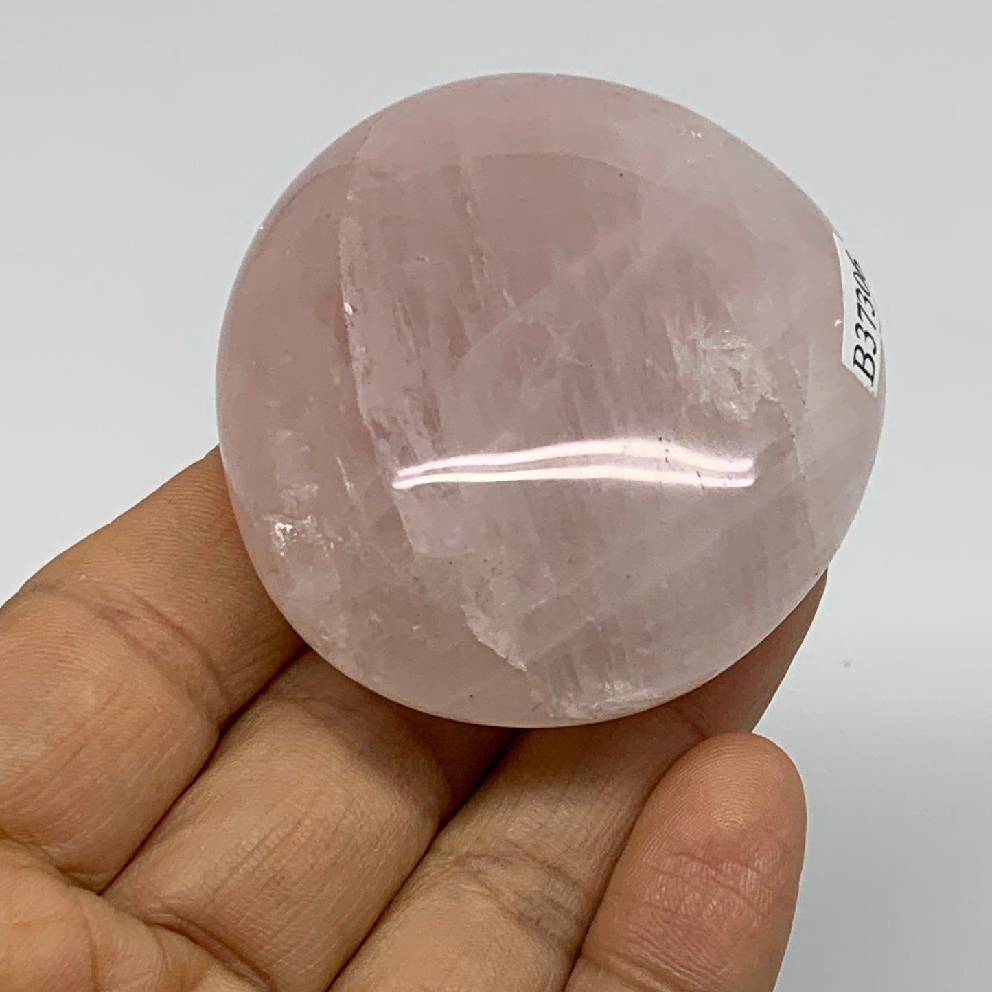 114.8g , 2.3"x2.1"x1", Natural Pink Rose Quartz Palm-stone Crystal, B37306