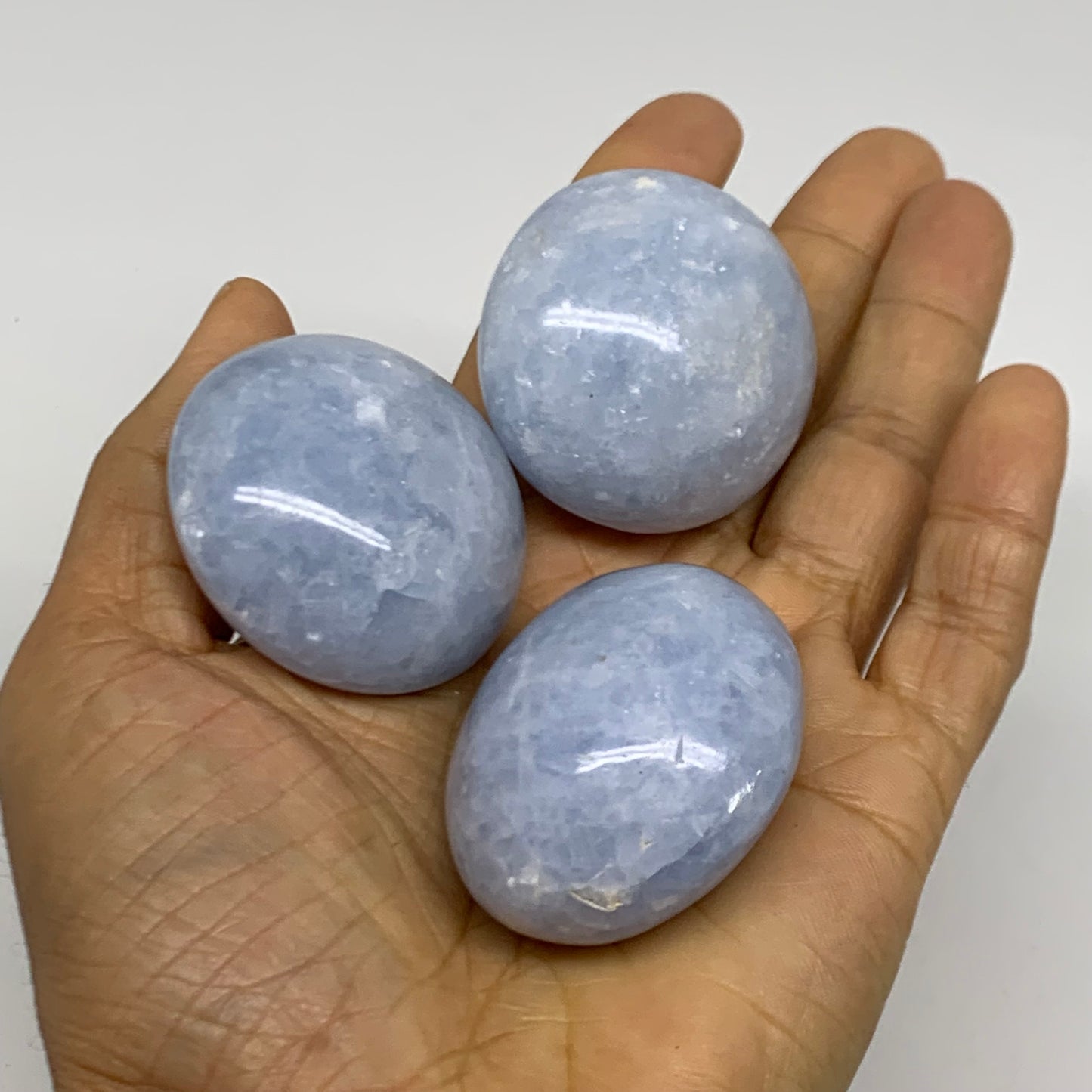 2.52 lbs, 1.5"-2", 17pcs, Blue Calcite Palm-Stone Polished Tumbled, B38149