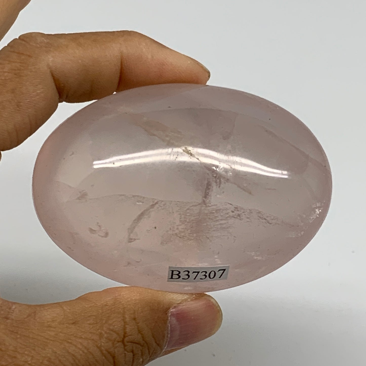 161.3g , 2.8"x2"x1.3", Natural Pink Rose Quartz Palm-stone Crystal, B37307