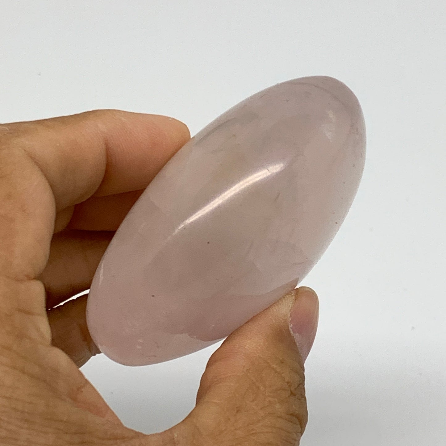 161.3g , 2.8"x2"x1.3", Natural Pink Rose Quartz Palm-stone Crystal, B37307