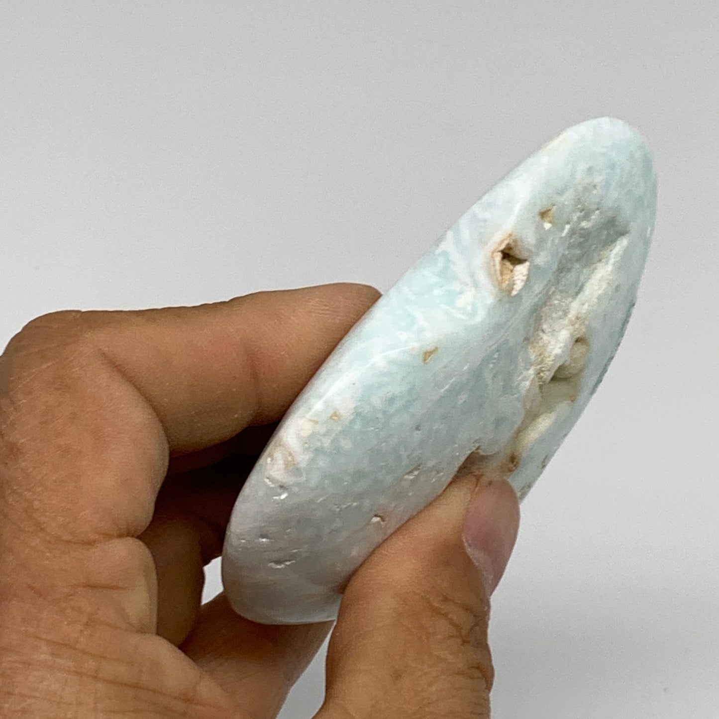 130g, 3"x3.2"x0.6" Caribbean Calcite Heart Gemstones @Afghanistan,B33661