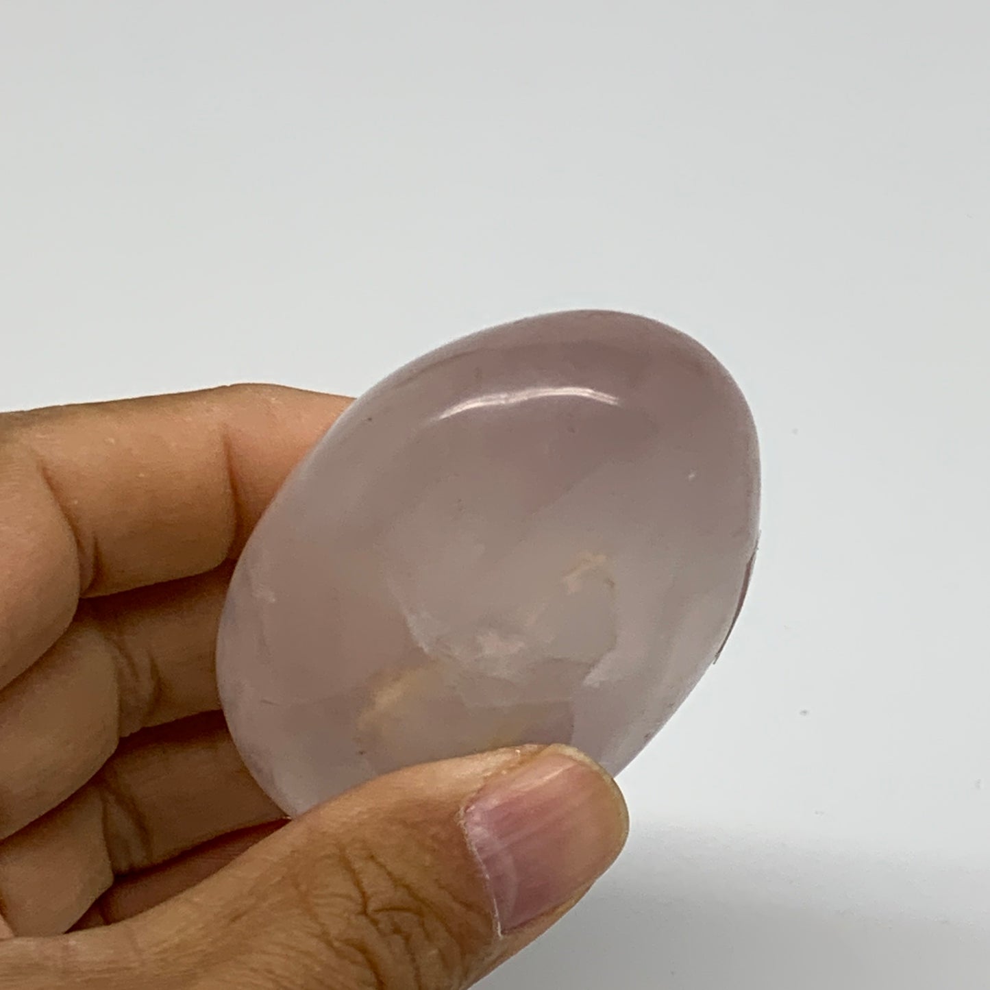 161.3g , 2.8"x2"x1.3", Natural Pink Rose Quartz Palm-stone Crystal, B37307